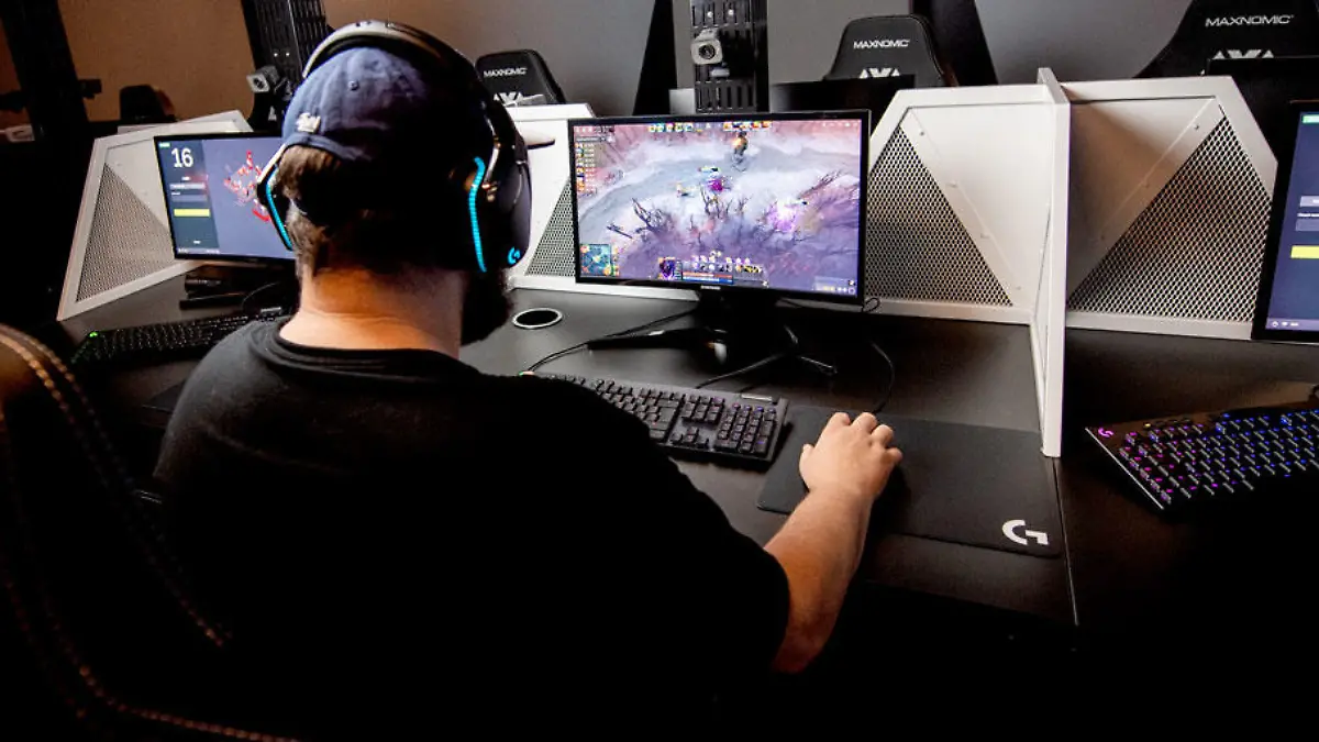 e-sports-t16672