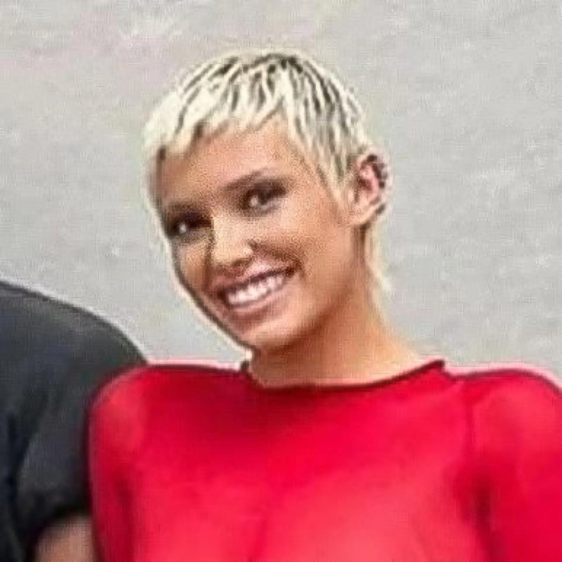 bianca-censori-t17447 bianca-censori-t17447