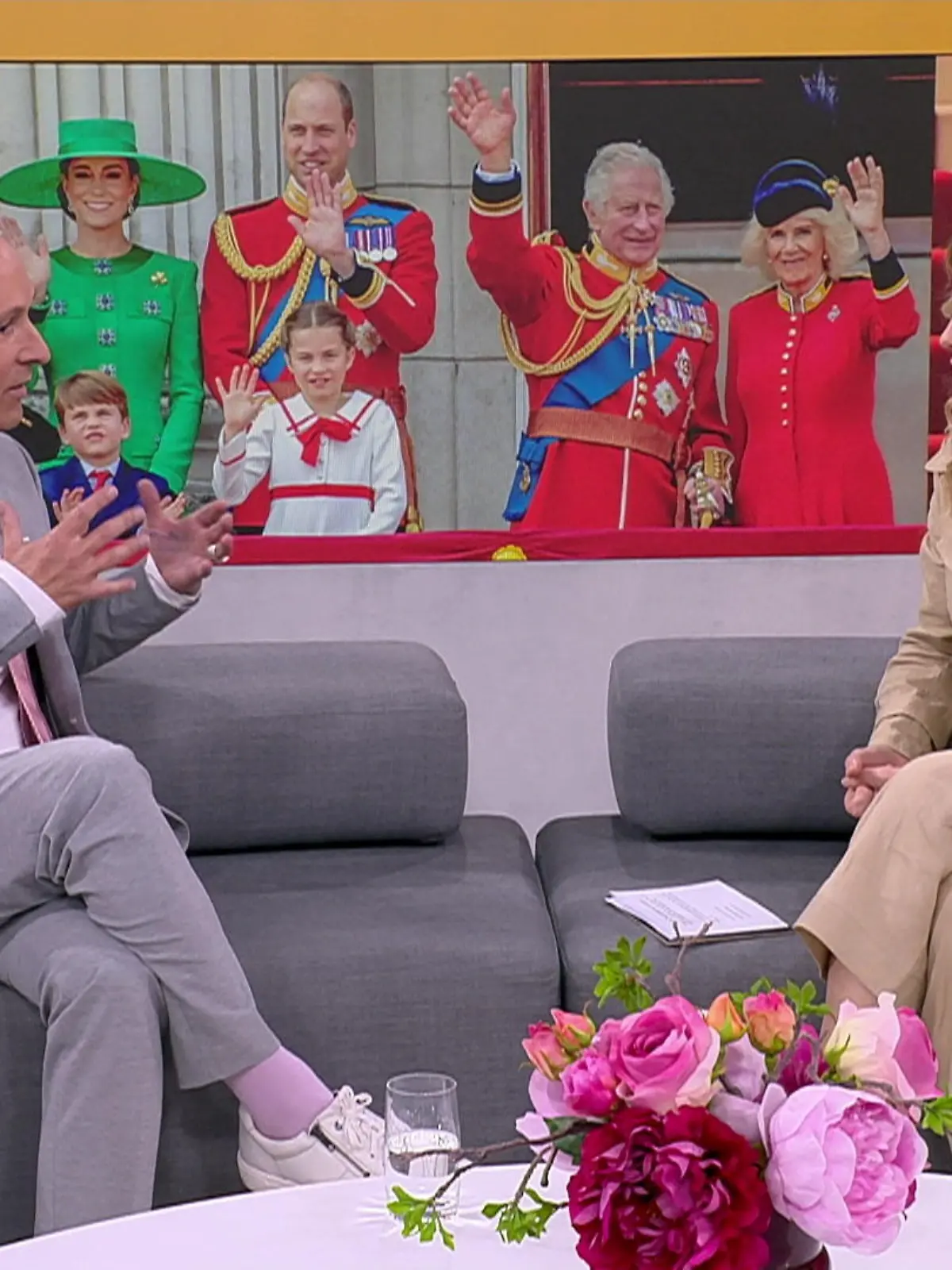 Bild zu: "Harry ist in London - aber Papa Charles trifft er nicht!"