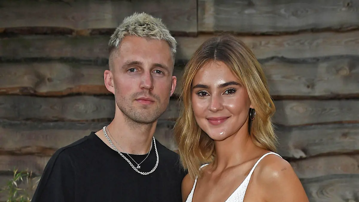  Stefanie Giesinger mit Freund Marcus Butler bei der Auftaktveranstaltung des GreenTech Festival im Kraftwerk in Berlin am 16.09.2020 *** Stefanie Giesinger with friend Marcus Butler at the opening event of the GreenTech Festival in the power plant in Berlin on 16 09 2020
