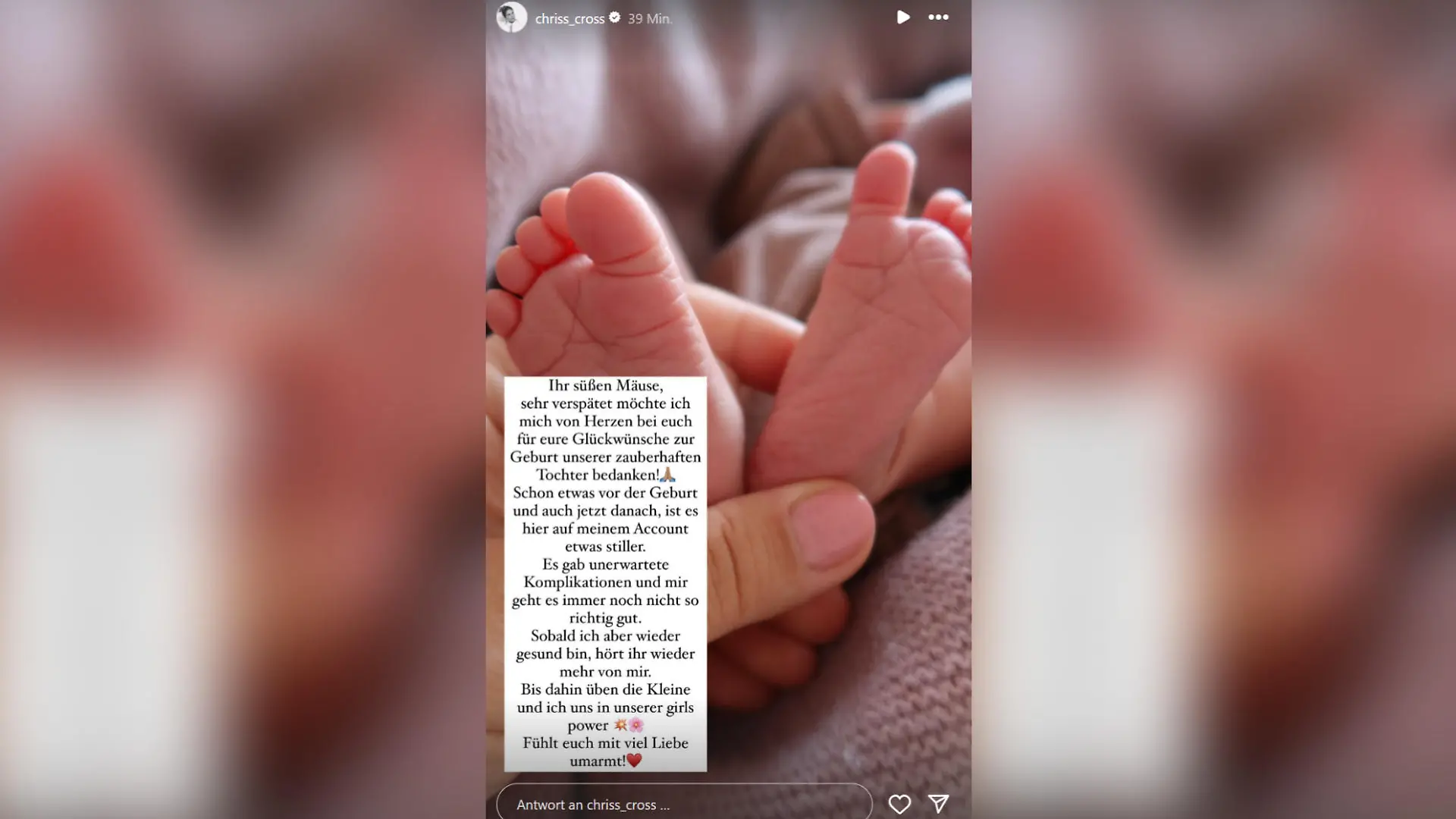 Chryssanthi Kavazi meldet sich bei Instagram