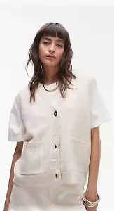Topshop – Strickweste in Hellbeige mit Taschendetail