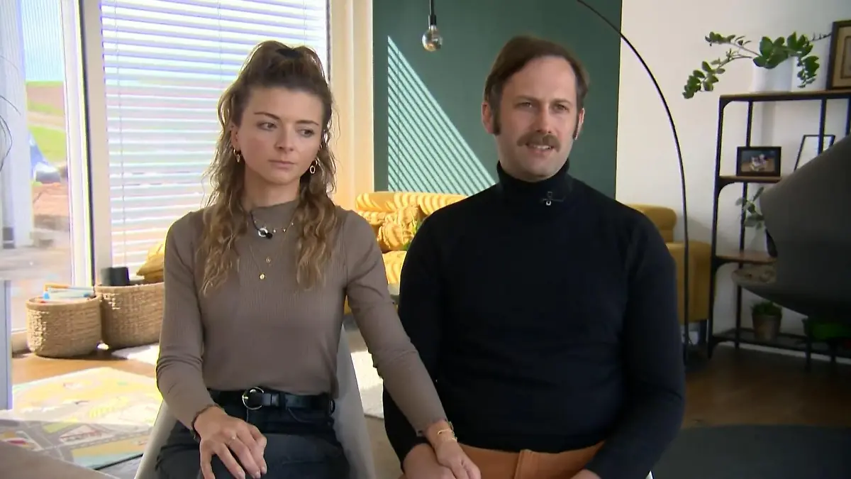 Mutter Theresa und Vater Ulrich R. sprechen mit RTL über die grauenvollen Misshandlungen.