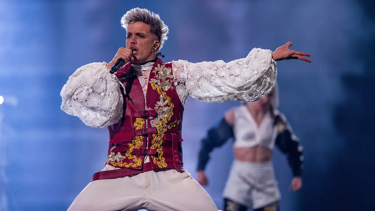 07.05.2024, Schweden, Malmö: Baby Lasagna aus Kroatien mit dem Titel "Rim Tim Tagi Dim· beim ersten Halbfinale des Eurovision Song Contest (ESC) 2024 in der Malmö Arena. Mit dem ersten Halbfinale beginnt der größte Gesangswettbewerb der Welt unter dem Motto «United By Music». (zu dpa: «Auftakt beim Eurovision Song Contest für Thorsten Schorn geglückt») Foto: Jens Büttner/dpa +++ dpa-Bildfunk +++