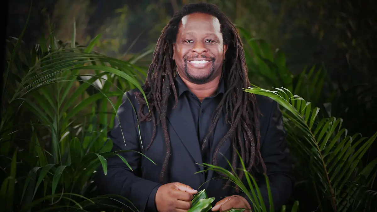 Mola Adebisi
+++ Die Verwendung des sendungsbezogenen Materials ist nur mit dem Hinweis und Verlinkung auf RTL+ gestattet. +++