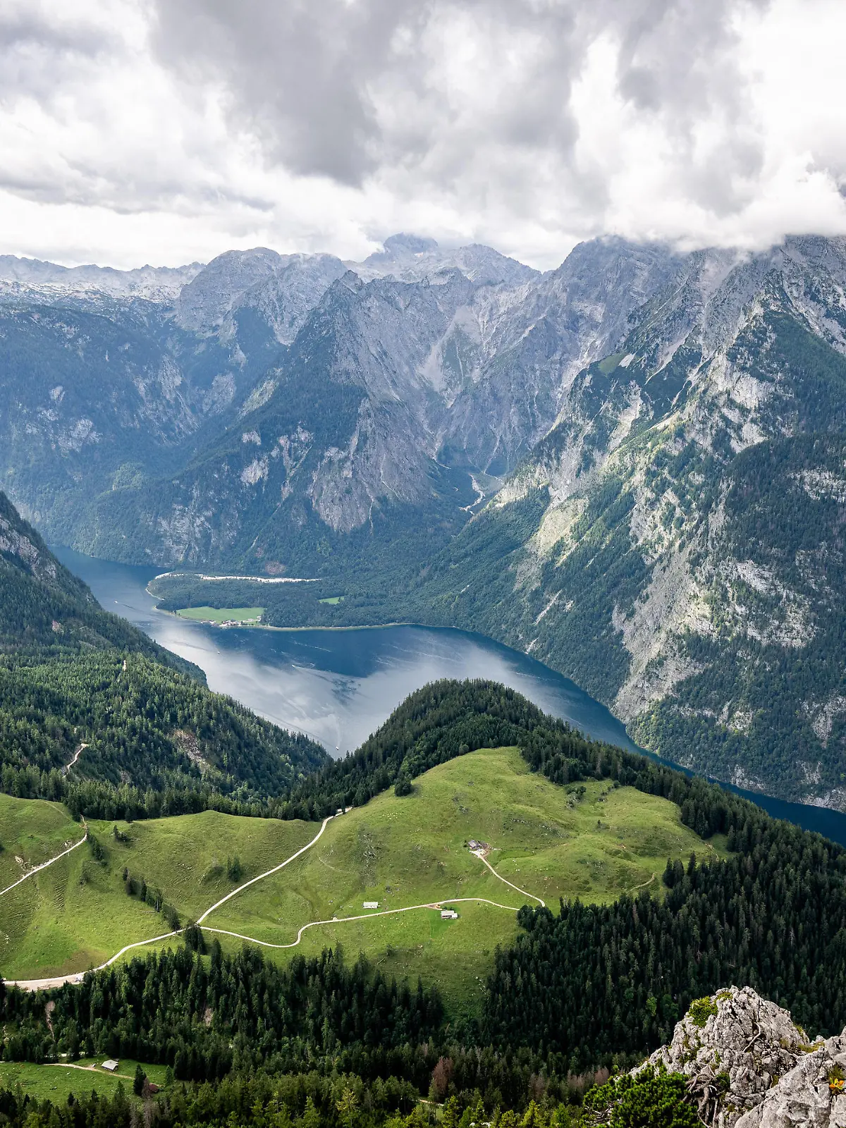 Blick vom Gipfel des Jenner auf den Koenigssee, aufgenommen am 03.09.2023. Foto: Benjamin Nolte
