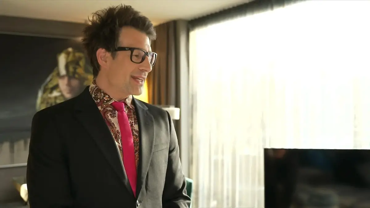 Outfitsuche für Daniel Hartwich? Gar nicht so einfach! Backstage bei „Let’s Dance“