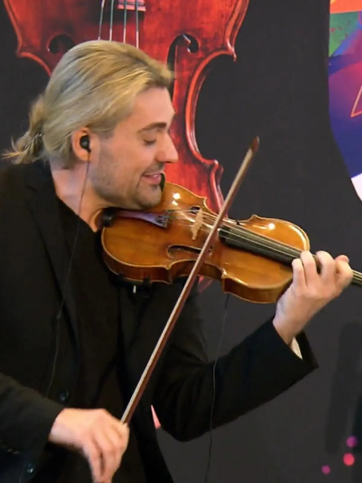 Bild zu: "David Garrett geht 2025 wieder auf Tour!"