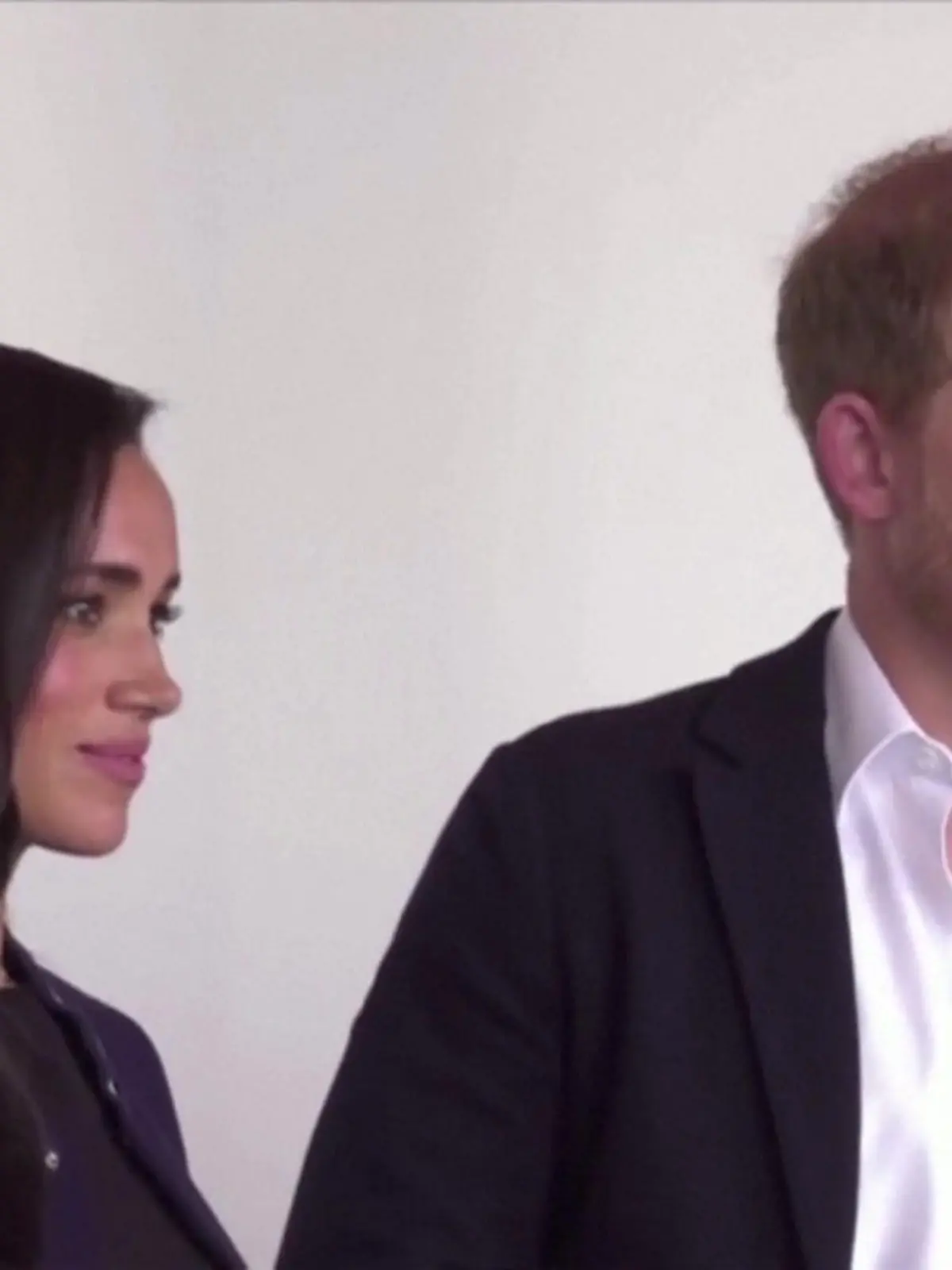 Bild zu: "Stiftung bringt Ärger für Prinz Harry und Meghan"