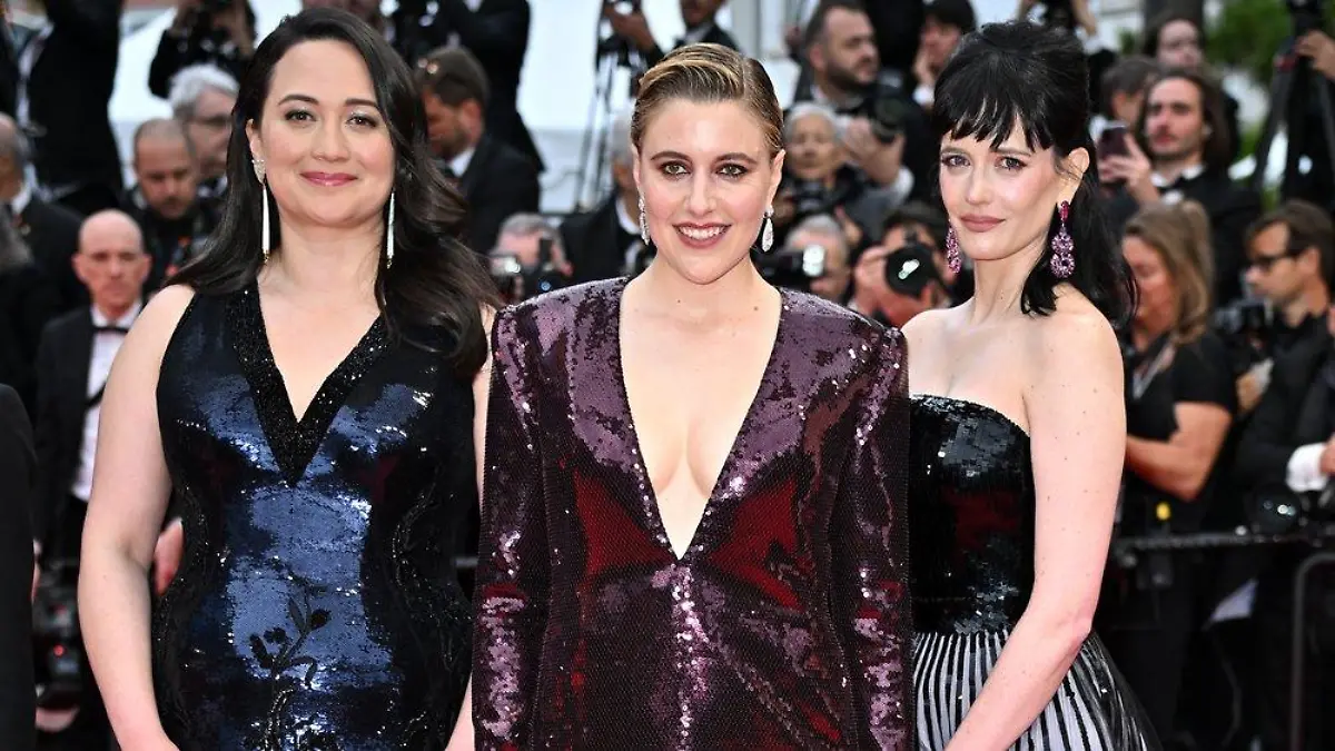 Im Glitzer-Partnerlook: Cannes-Jury posiert gemeinsam