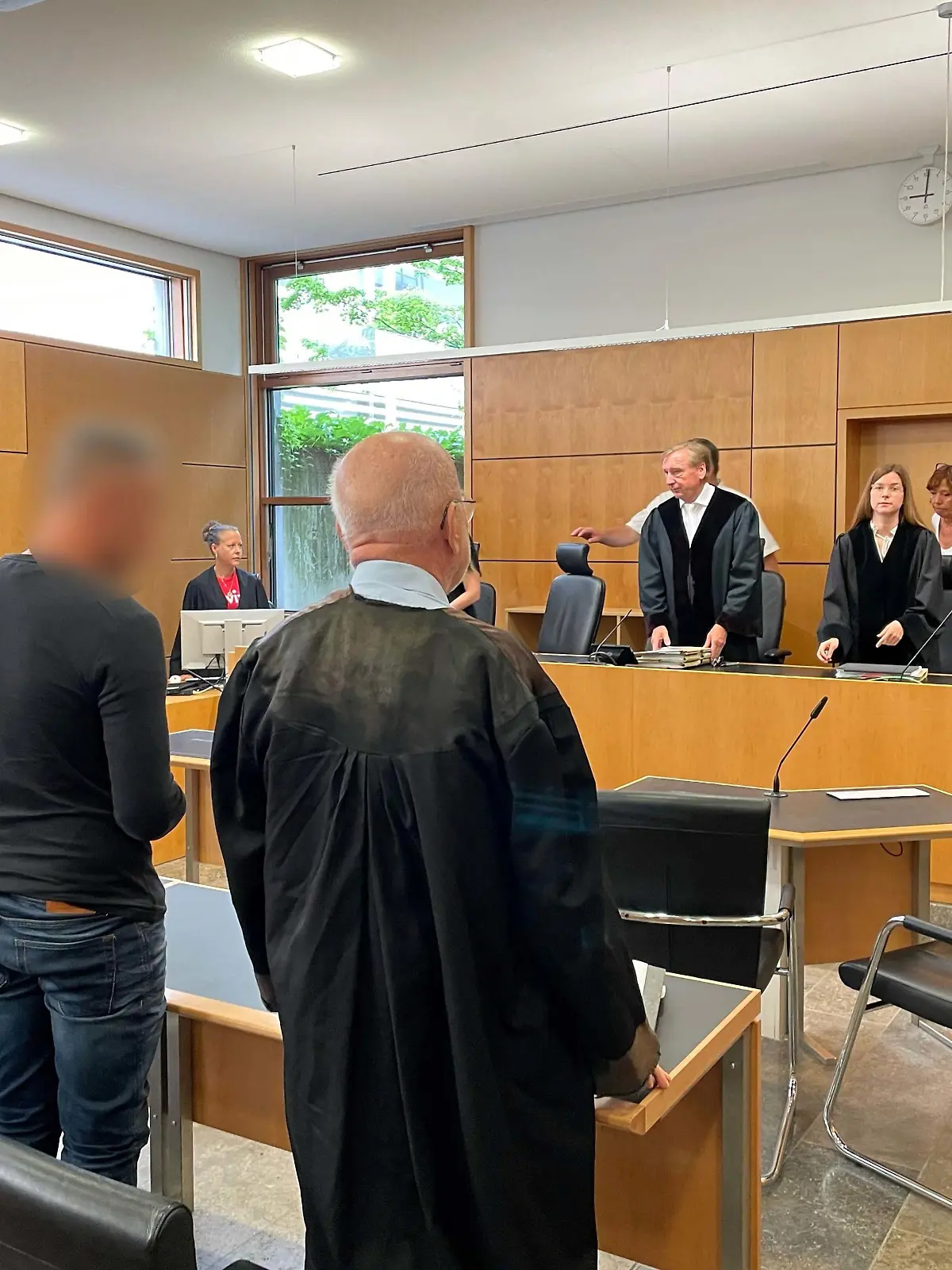 Seine Taten im Krankenzimmer blieben nicht ungestraft. Krankfahrer Tunkay Y. wurde wegen Vergewaltigung verurteilt.