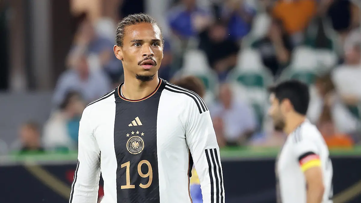 Leroy Sane GER Fussball, Saison 2023/2024, DFB, Nationalmannschaft, Test, Volkswagen Arena, Deutschland gegen Japan, 1-4 DFL REGULATIONS PROHIBIT ANY USE OF PHOTOGRAPHS AS IMAGE SEQUENCES AND/OR QUASI-VIDEO. *** Leroy Sane GER football, 2023 2024 season, DFB, national team, test, Volkswagen Arena, Germany vs Japan, 1 4 DFL REGULATIONS PROHIBIT ANY USE OF PHOTOGRAPHS AS IMAGE SEQUENCES AND OR QUASI VIDEO