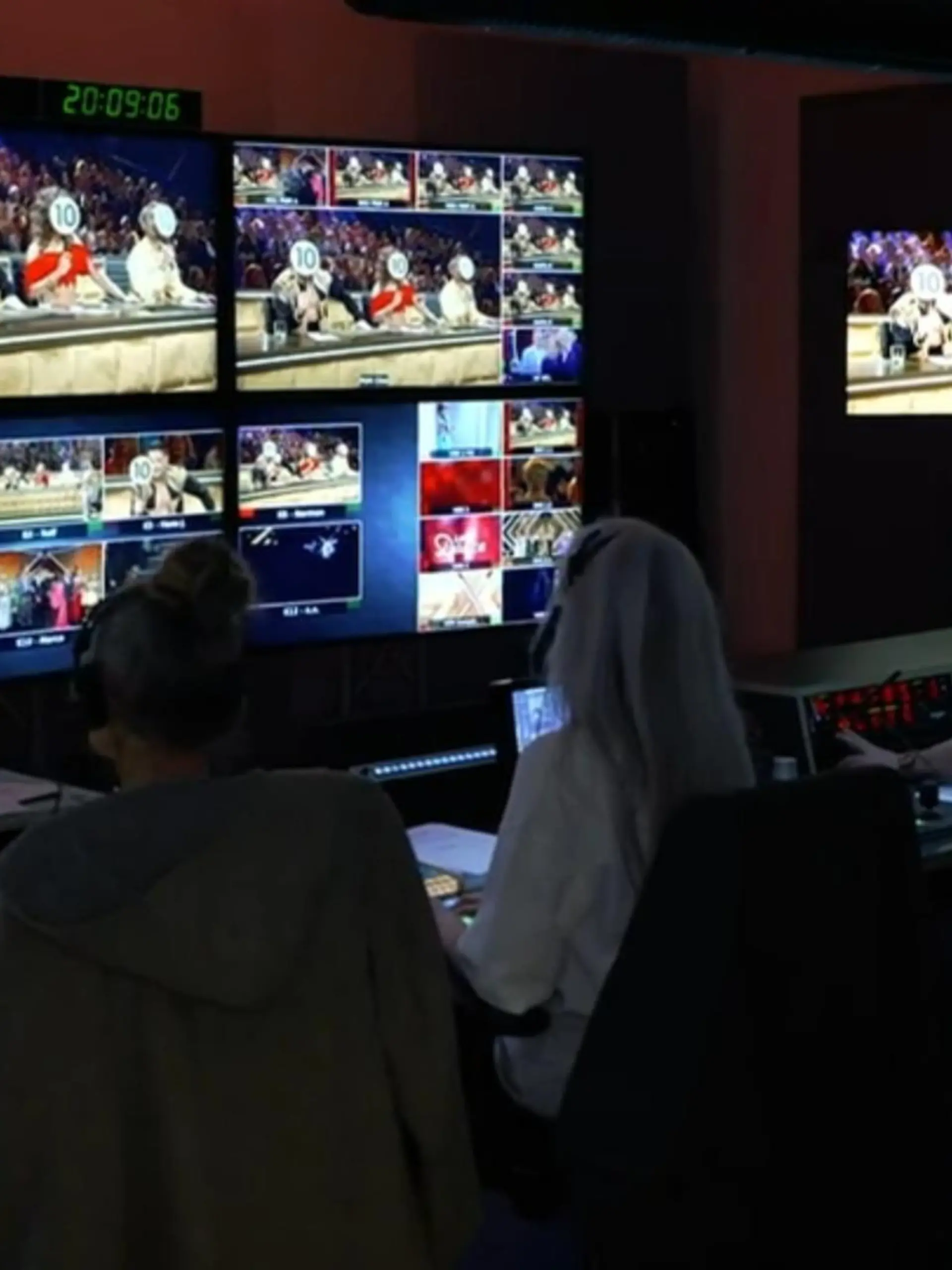 Bild zu: "Von Licht bis Regie: Hinter den Kulissen bei der Live-Show"