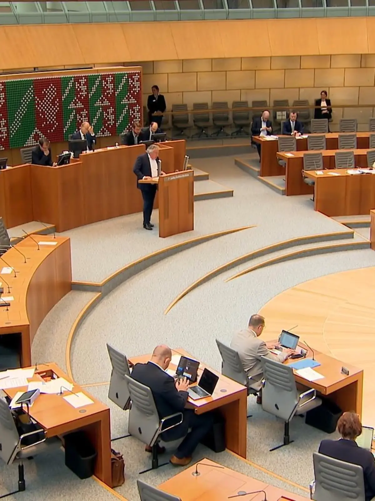 Bild zu: "Finanzpolitik der Landesregierung"