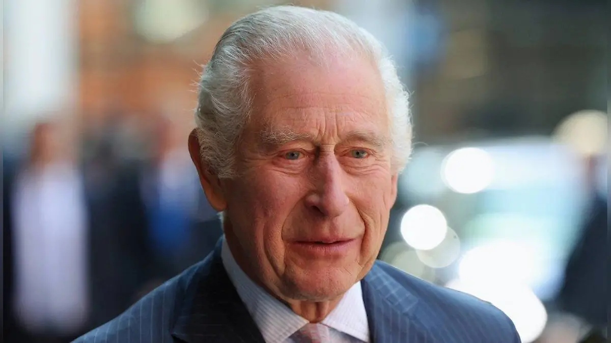 König Charles III. reist trotz seiner Krebsbehandlung nach Frankreich