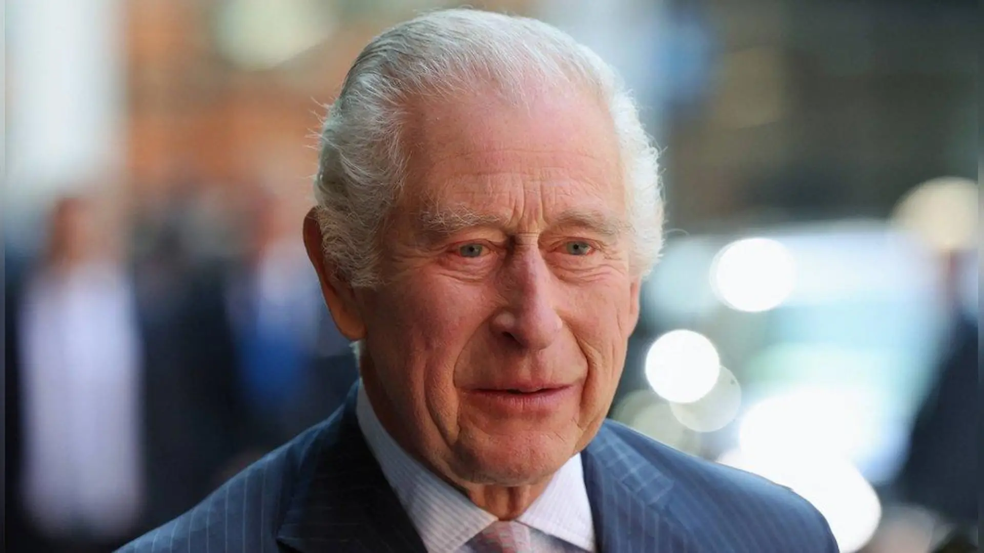 König Charles III. reist trotz seiner Krebsbehandlung nach Frankreich