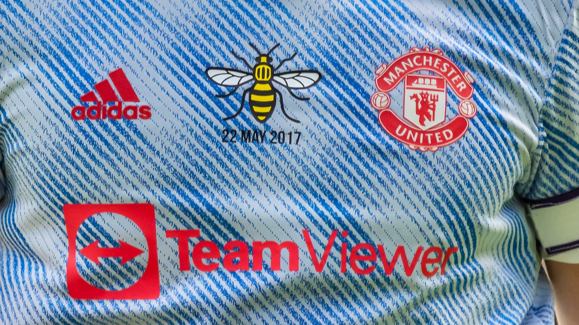 Football - 2021/2022 Premier League - Crystal Palace vs Manchester United, ManU - Selhurst Park - Sunday 22nd May 2022. The Bee logo adorns the Manchester United jerseys in memory of victims of the Manchester bombings at Selhurst Park. COLORSPORT/DANIEL BEARHAM PUBLICATIONxNOTxINxUK csp_cryp_manu_22052022_