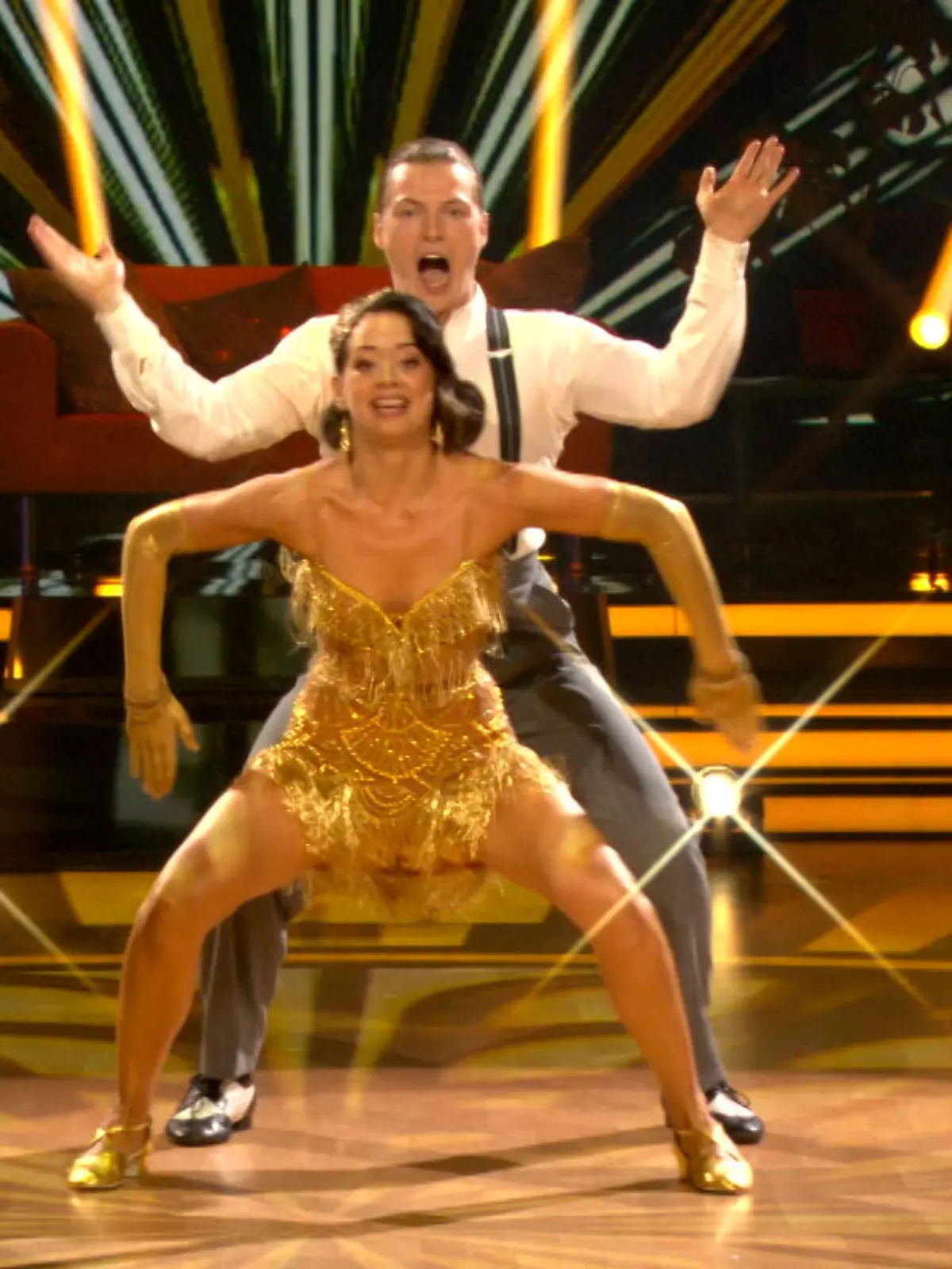 Gabriel Kelly und Malika Dzumaev tanzen Charleston im Let's Dance Halbfinale