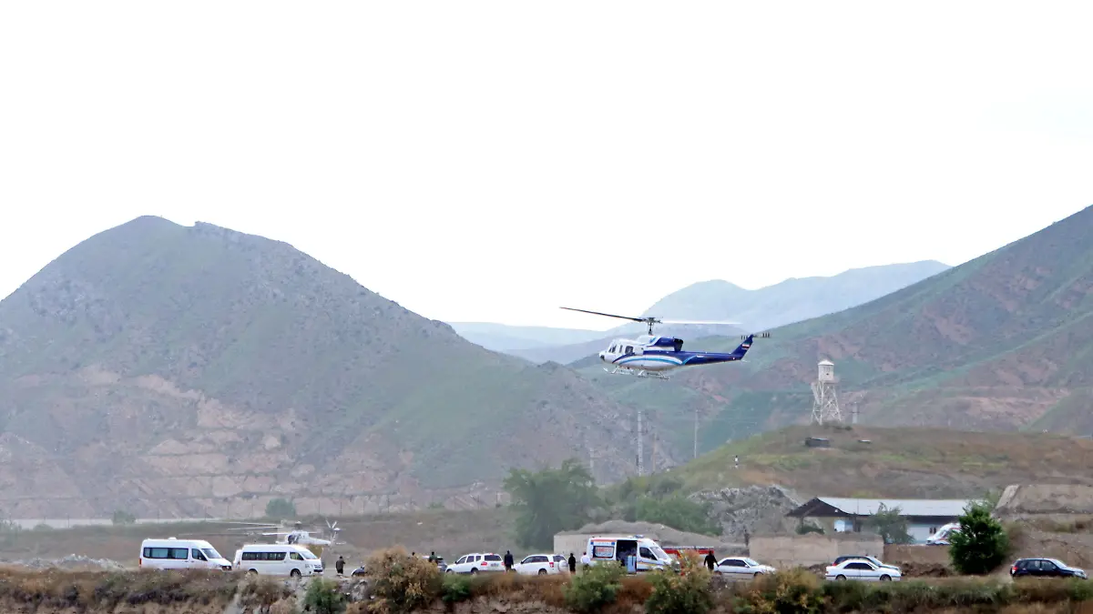 A helicopter carrying Iran's President Ebrahim Raisi takes off, near the Iran-Azerbaijan border, May 19, 2024. The helicopter with Raisi on board later crashed. Ali Hamed Haghdoust/IRNA/WANA (West Asia News Agency) via REUTERS ATTENTION EDITORS - THIS IMAGE HAS BEEN SUPPLIED BY A THIRD PARTY.