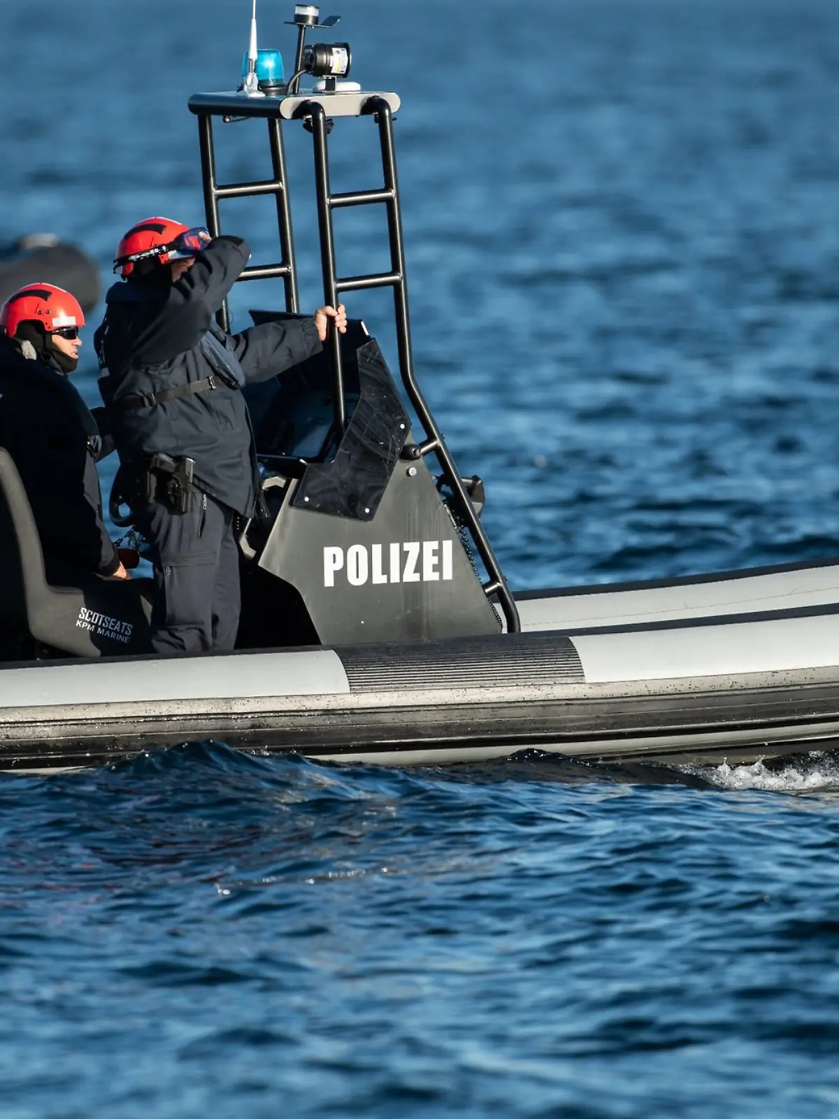 Polizei auf dem Wasser.