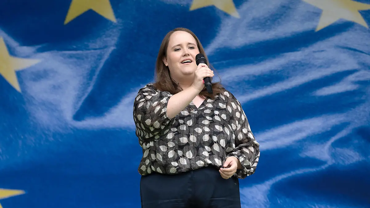 Wahlkampf von Bündins 90/Die Grünen zur Europawahl 2024 am 20.05.2024 in Bochum Ricarda Lang Bundesvorsitzende beim Wahlkampfauftritt von Bündnis 90/Die Grünen zur Europawahl 2024 auf dem Gelände des Europaplatzes in Bochum Die Europawahl ist eine seit 1979 in der Europäischen Union alle fünf Jahre stattfindende unmittelbare, freie und geheime Wahl, bei der die Abgeordneten des Europäischen Parlaments bestimmt werden *** Alliance 90 The Greens campaign for the 2024 European elections on 20 May 2024 in Bochum Ricarda Lang Federal Chairwoman at the campaign appearance of Alliance 90 The Greens for the 2024 European elections on the grounds of Europaplatz in Bochum The European elections are direct, free and secret elections he xJFx