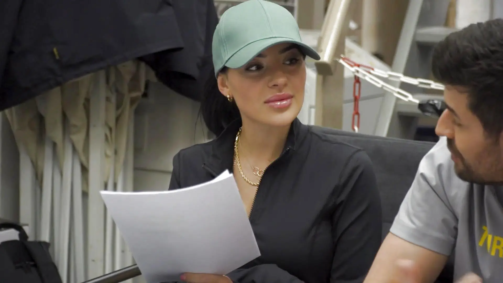 Reality-Star Leyla Lahouar schnuppert Schauspielluft bei „Unter uns“!