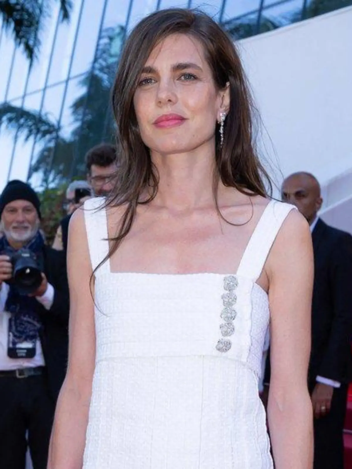 In Cannes: Charlotte Casiraghi legt glänzenden Auftritt hin