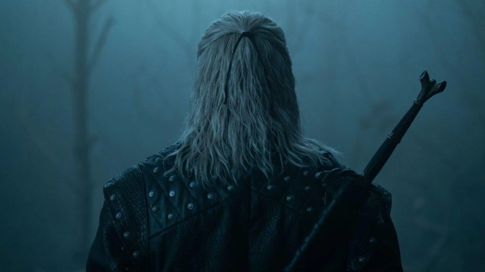 "The Witcher": Liam Hemsworth zeigt sich als Geralt von Riva