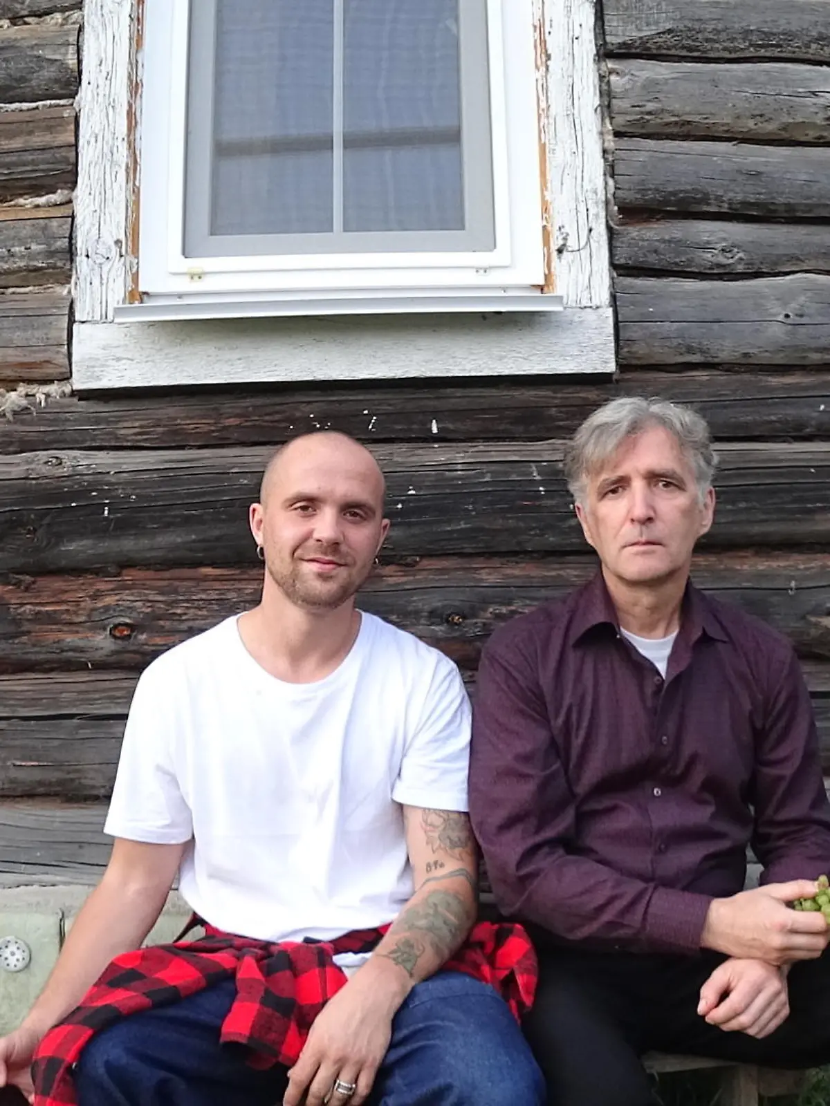 Misha Kartusin (links) und sein in Russland lebender Vater