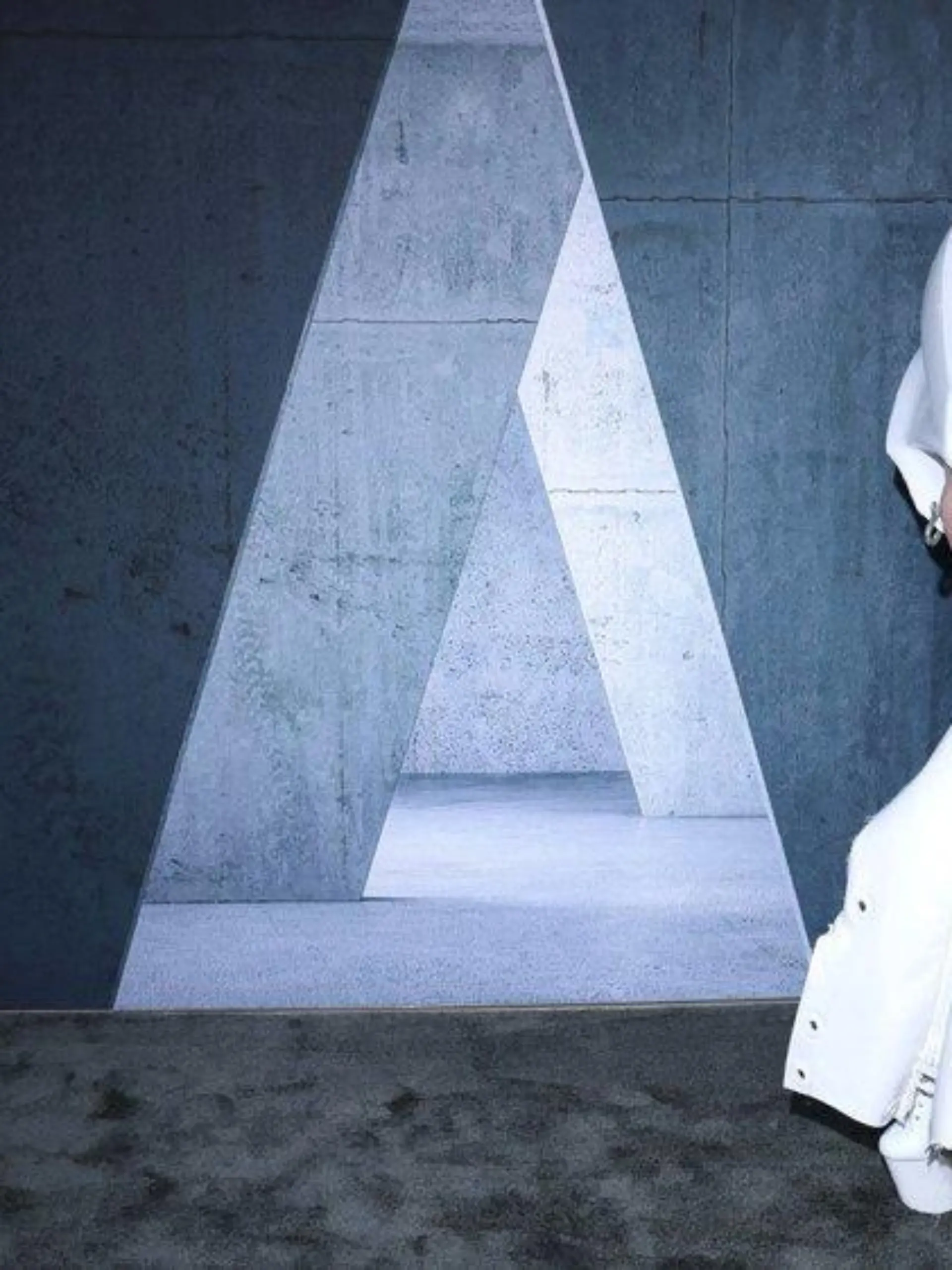 Neues Kultkleid? Lady Gaga trägt jetzt Autoteil statt Fleisch