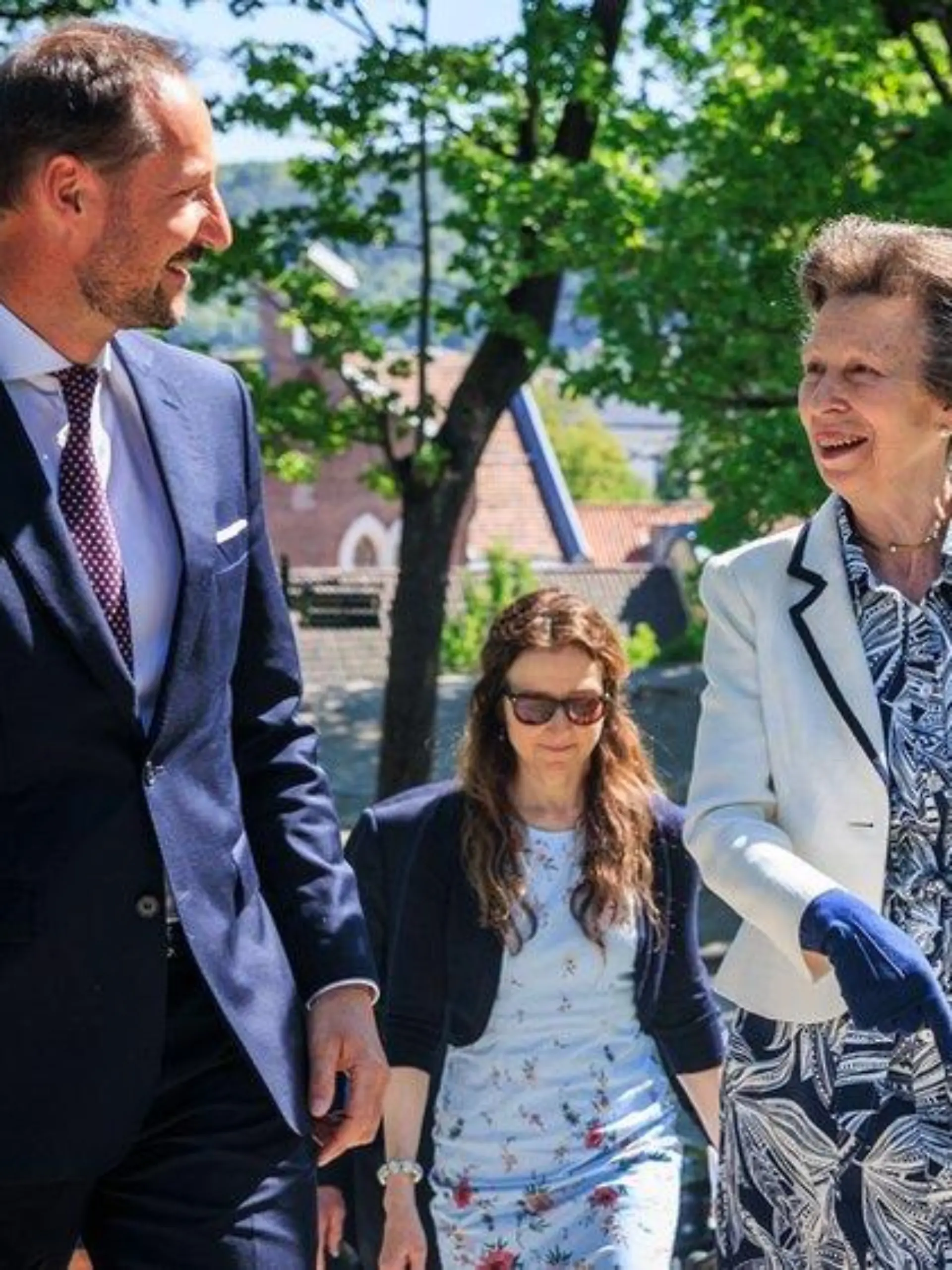 Prinzessin Anne in Norwegen: Sie besucht ihr Patenkind Haakon