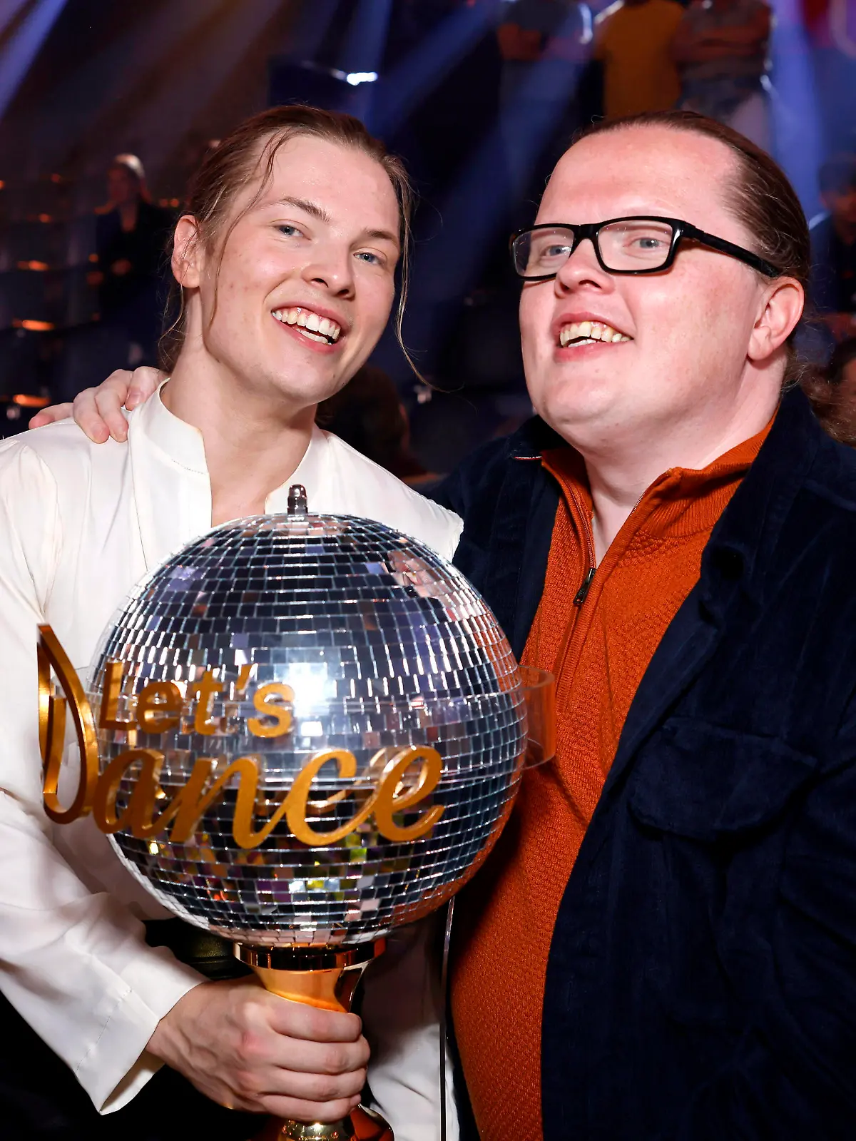 Sänger Gabriel Kelly und sein Vater Angelo Kelly
