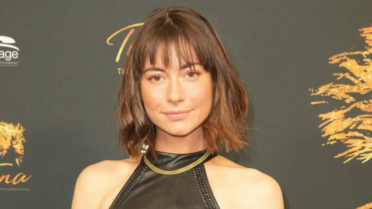 Schwangere "Bachelor"-Gewinnerin Jennifer Lange gibt Verlobung bekannt
