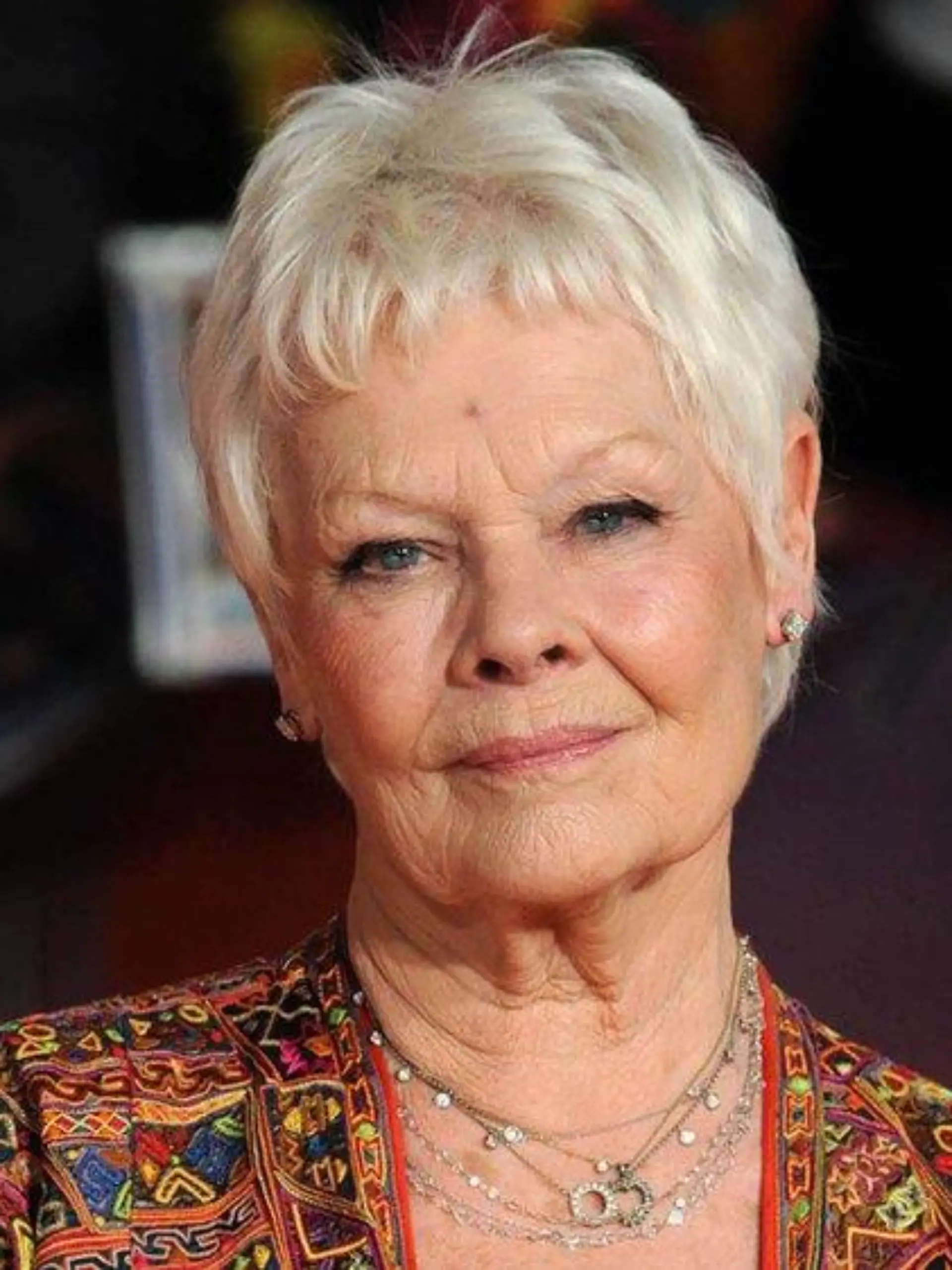 "Ich kann nicht einmal was sehen": Karriere-Ende für Judi Dench?