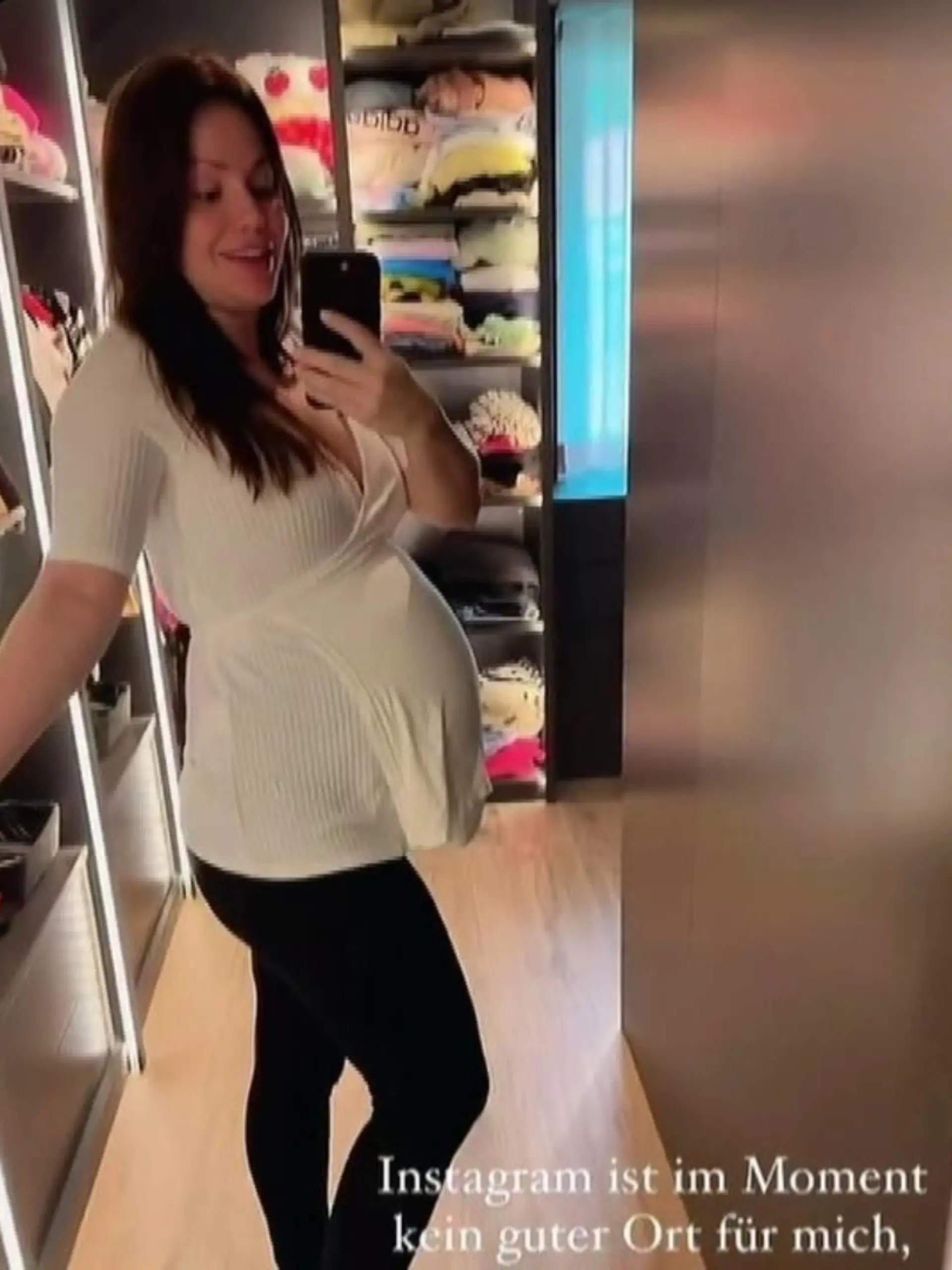 Auf Instagram teilt Christina Hänni ihre ehrlichen Gedanken.