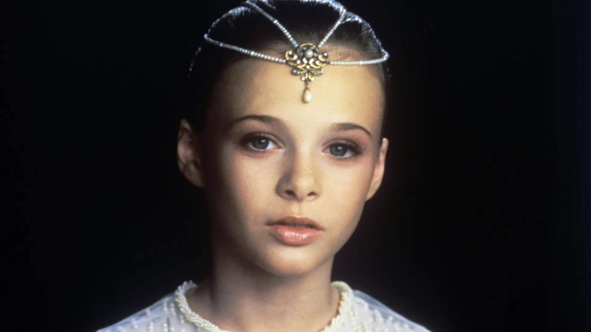 Portrait der Schauspielerin Tami Stronach, die in der Romanverfilmung von Michael Endes "Die Unendliche Geschichte" die kindliche Kaiserin spielt (undatiertes Archivbild).