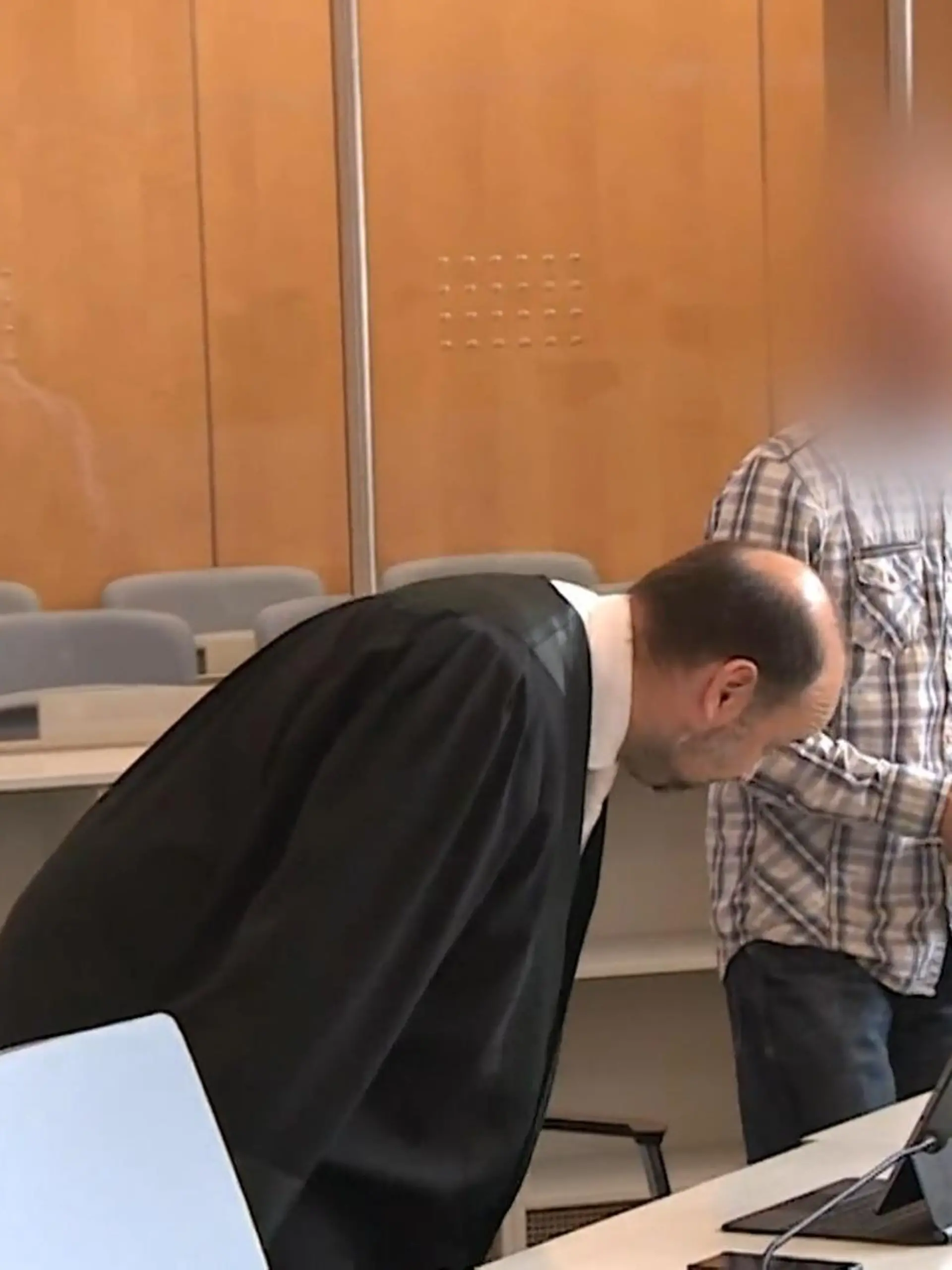 Bild zu: "Urteil im Spionage-Prozess"