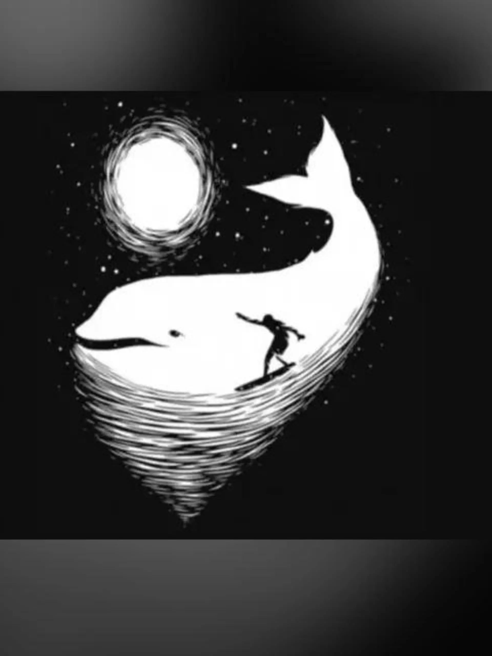 Surfer vor Wal und Mond