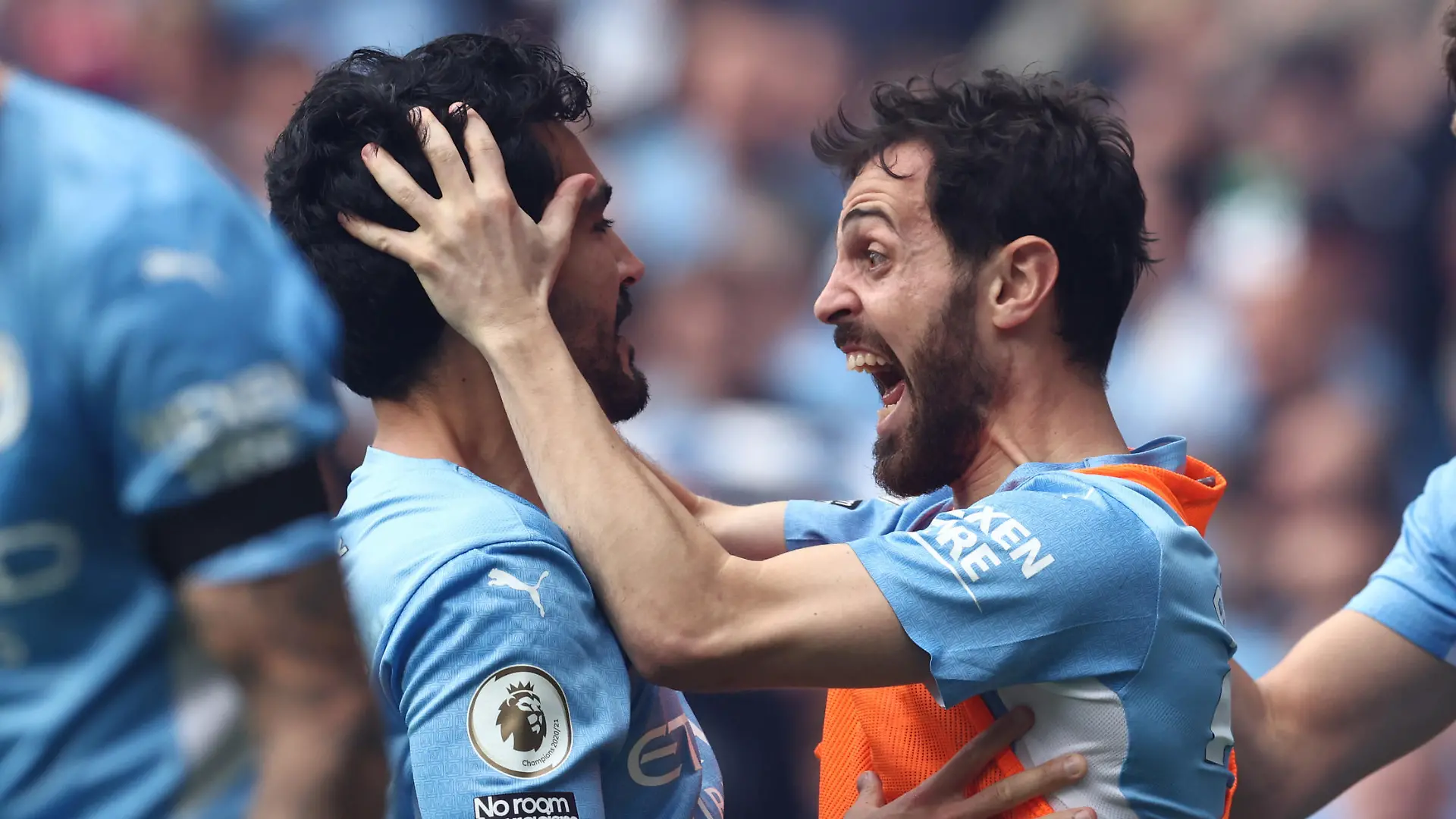 May 22, 2022, Manchester, United Kingdom: Manchester, England, 22nd May 2022. Bernardo Silva of Manchester City (r) celebrates with scorer Ilkay Gundogan of Manchester City during the Premier League match at the Etihad Stadium, Manchester. Photo via Newscom picture alliance