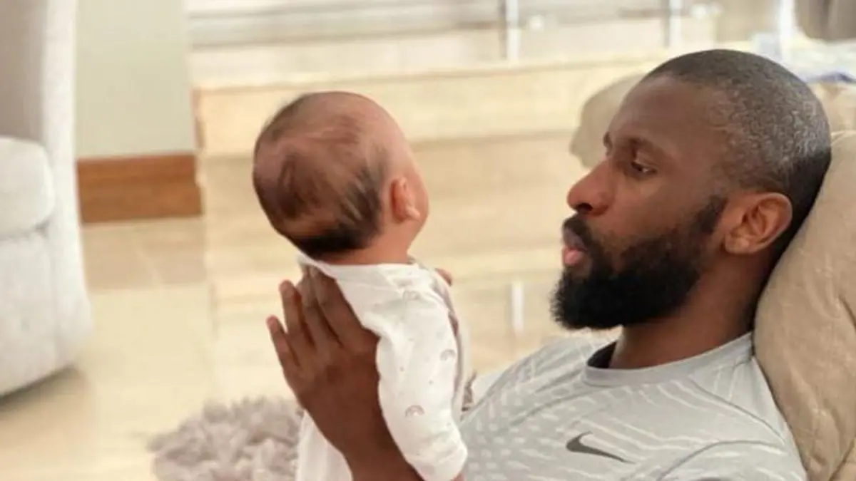 Antonio Rüdiger mit seiner Tochter