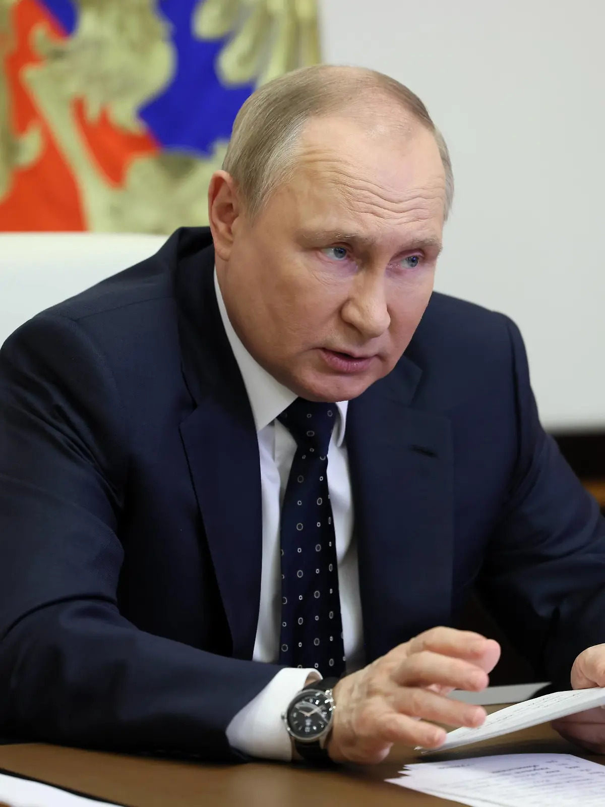  Russia Putin Security Council 8195544 20.05.2022 Russian President Vladimir Putin chairs a meeting with members of the Security Council via teleconference call at the Novo-Ogaryovo state residence outside Moscow, Russia. Mikhail Metzel / Sputnik Novo-Ogaryovo Moscow region Russia PUBLICATIONxINxGERxSUIxAUTxONLY Copyright: xMikhailxMetzelx