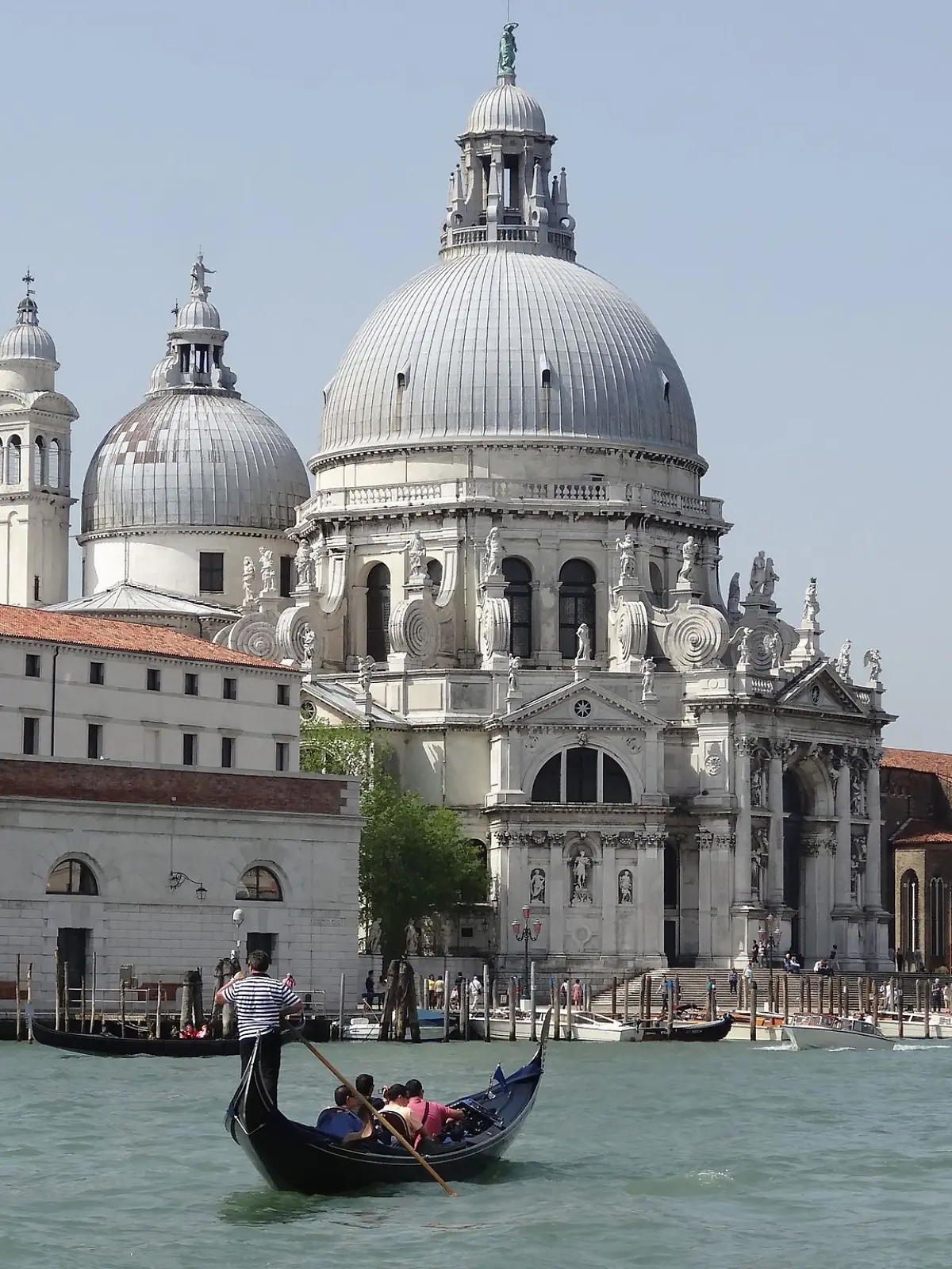 Bild zu: "Venedig sucht neue Gondolieri - und die verdienen richtig viel Kohle!"