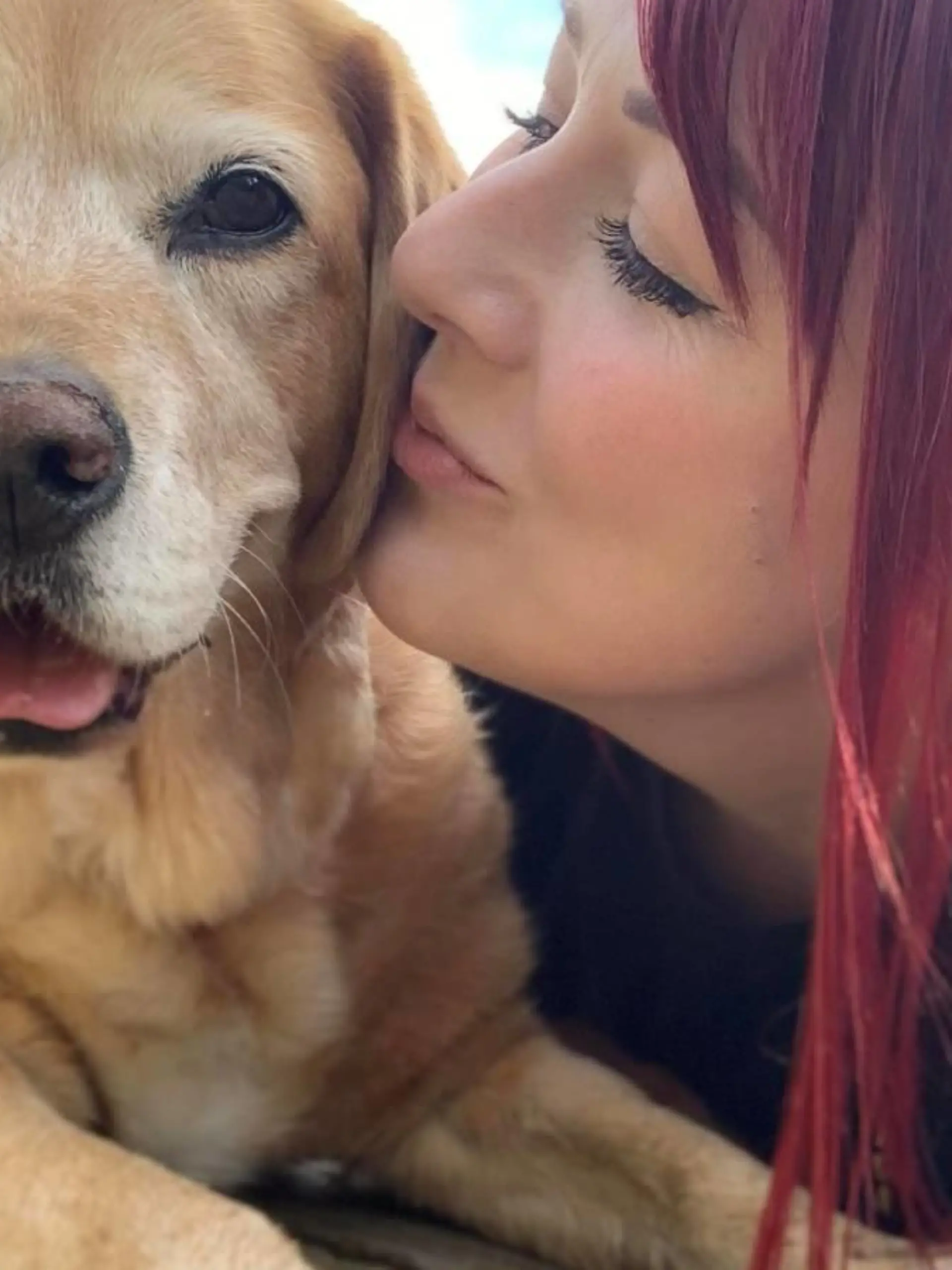Hündin Sasha mit ihrem Frauchen Megan Marshall