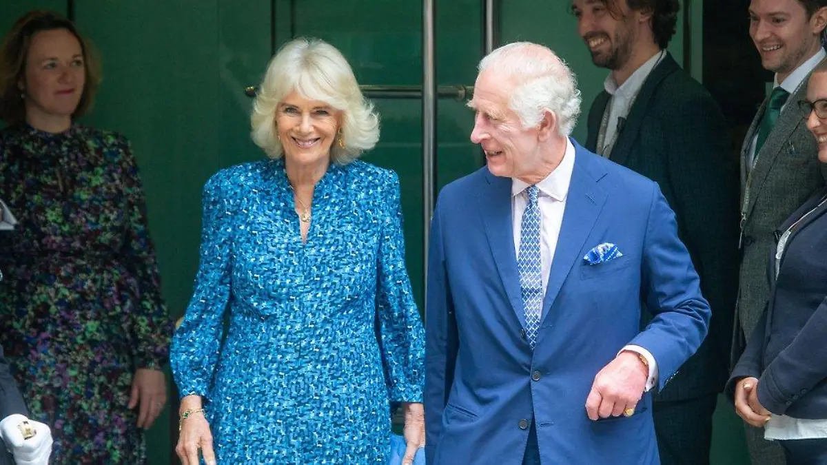 König Charles und Camilla: Was machen sie auf einer Schauspielschule?