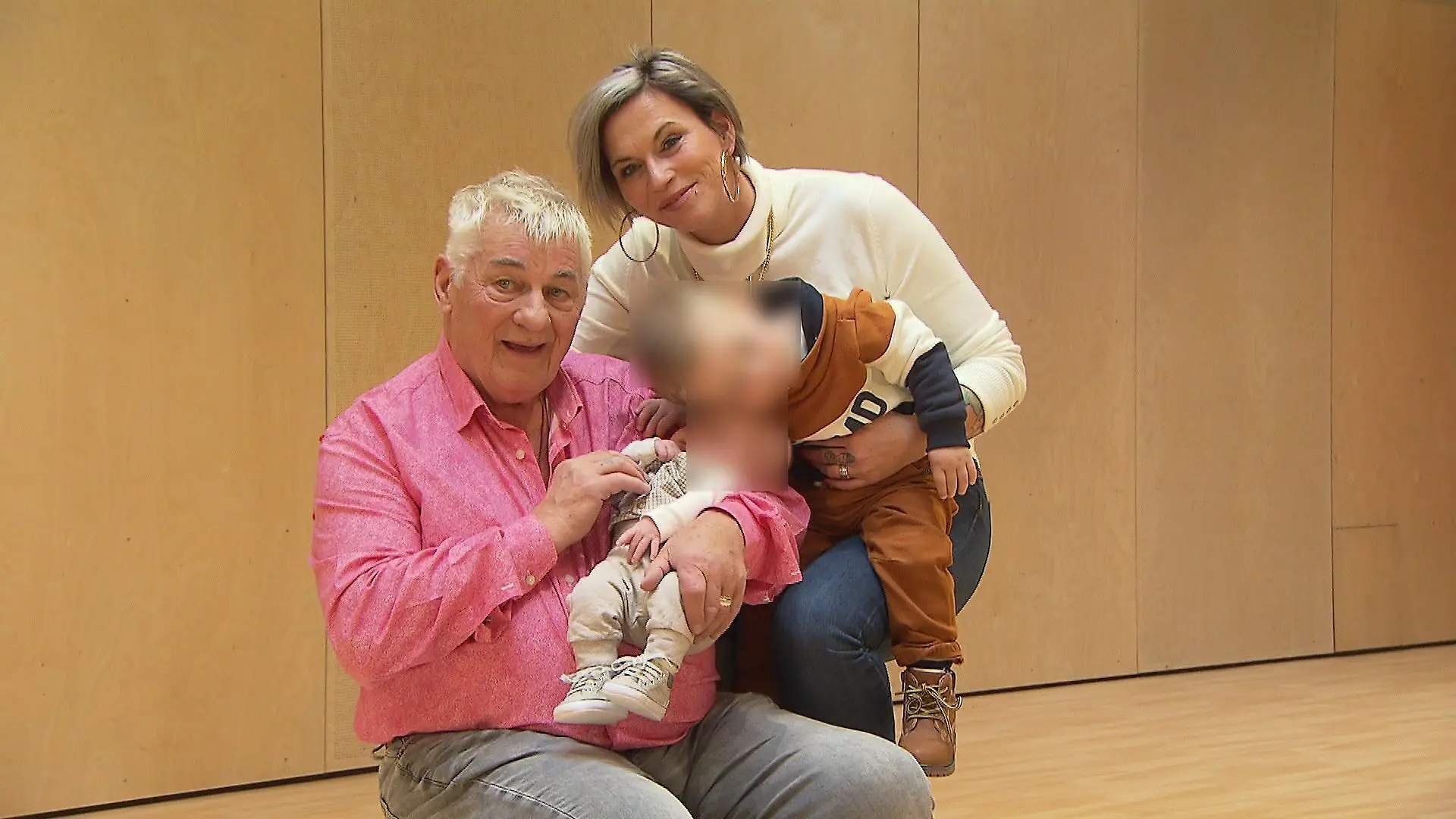 Heinz Hoenig mit Ehefrau Annika und Kindern