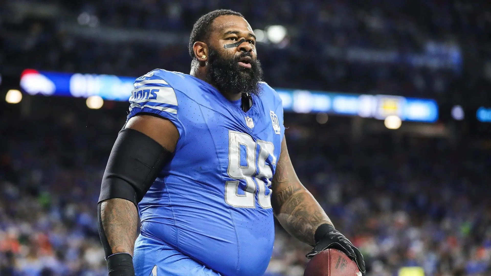 Syndication: Detroit Free Press Detroit Lions defensive end Isaiah Buggs 96 walks off the field after recovering the fumble from Denver Broncos quarterback Russell Wilson 3 during the first half at Ford Field in Detroit on Saturday, Dec. 16, 2023. , EDITORIAL USE ONLY PUBLICATIONxINxGERxSUIxAUTxONLY Copyright: xJunfuxHanx USATSI_22124503