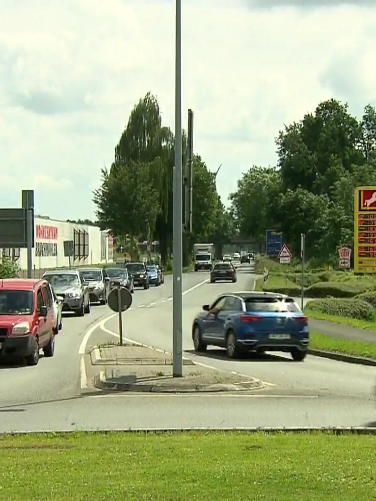 Bild zu: "Leben in der Grenz-Stadt "