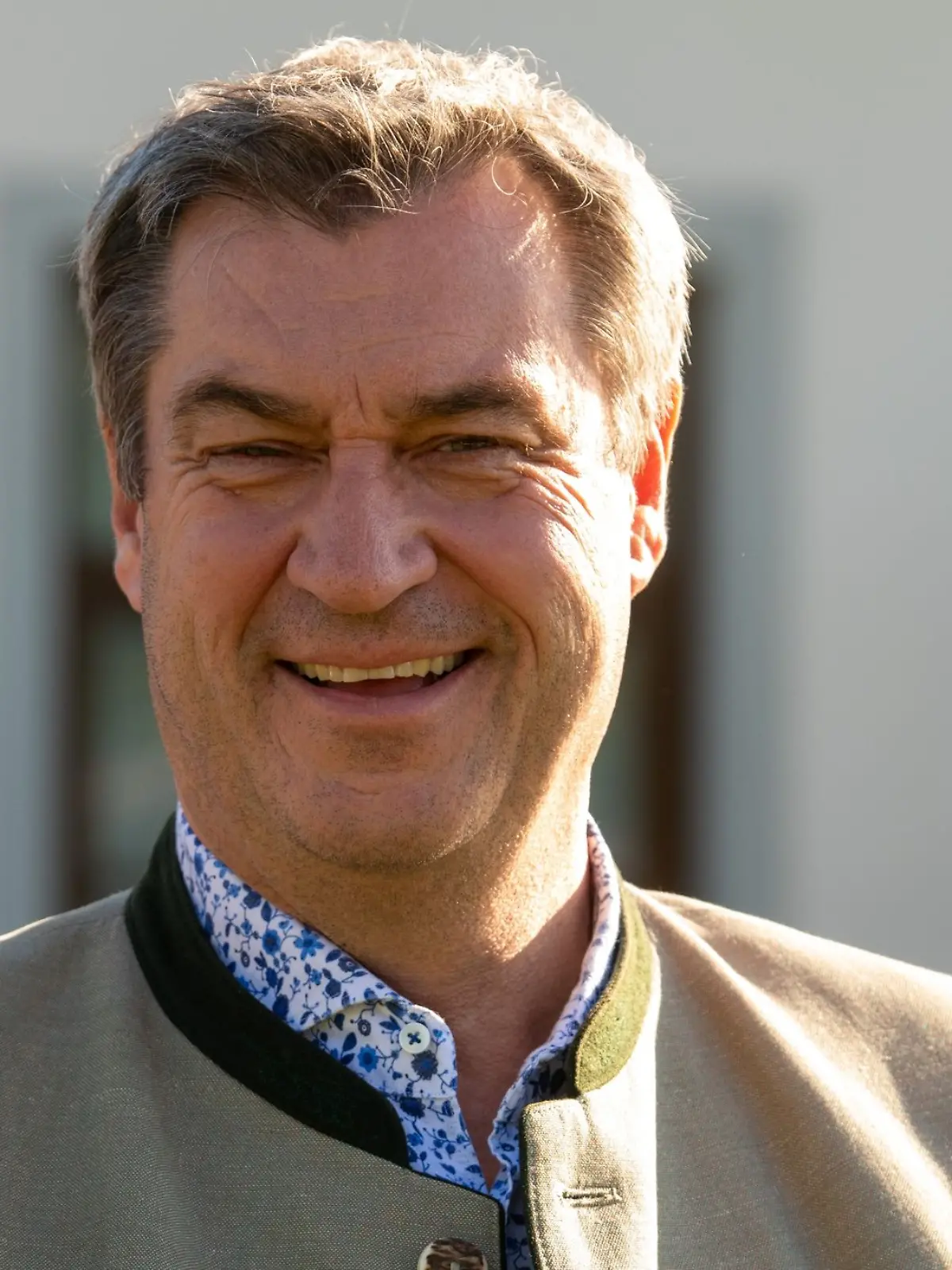 Bild zu: "Markus Söder singt - und das Netz feiert ihn!"