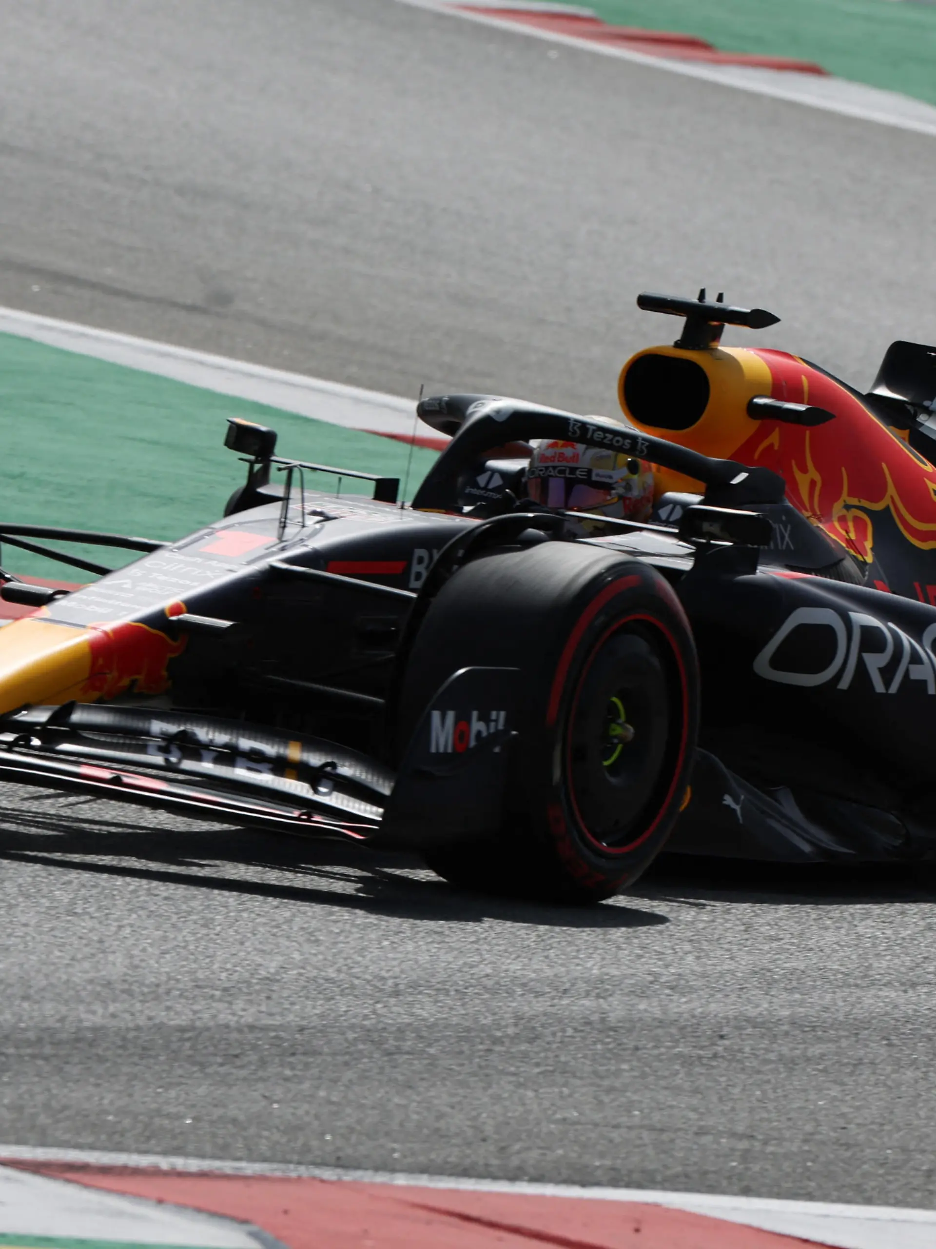 Formula One F1 - Spanish Grand Prix - Circuit de Barcelona-Catalunya, Barcelona, Spain - May 21, 2022  Red Bull's Max Verstappen during qualifying REUTERS/Nacho Doce