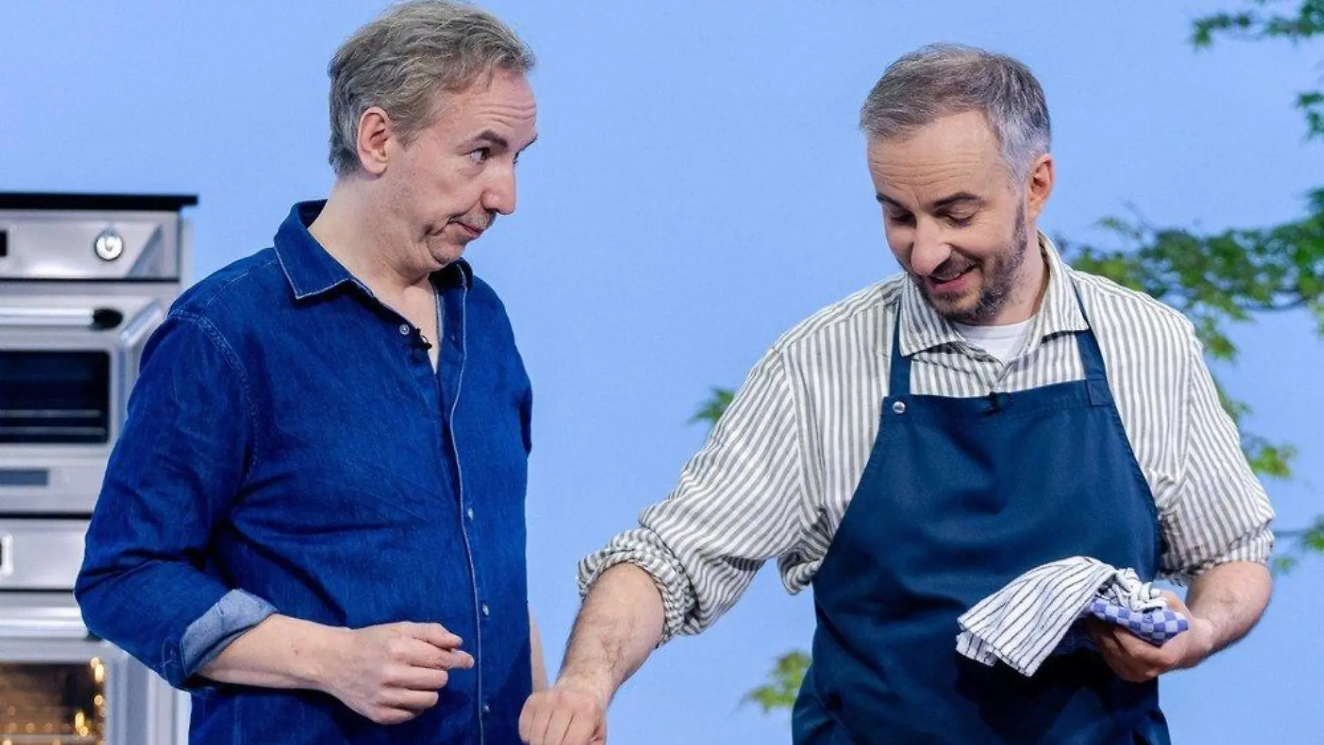 Jan Böhmermann: Ab Juli geht "Böhmi brutzelt" weiter